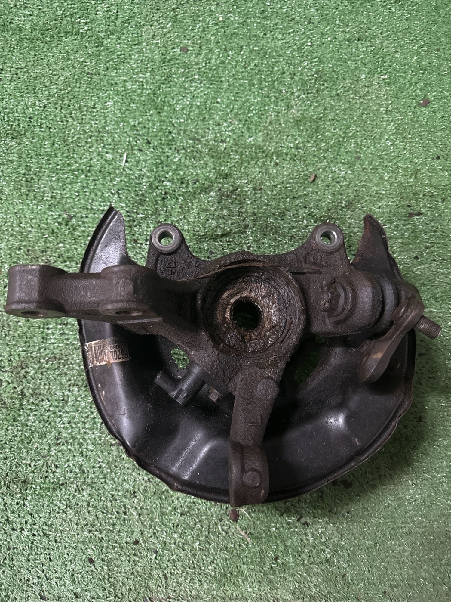 https://ycs.partsauto.market/partsauto-images/thmbs/userImages/740214793e290491788037994f11799a/part/26cc50ef-8149-4350-884e-de1068844249_1733384218189.jpg