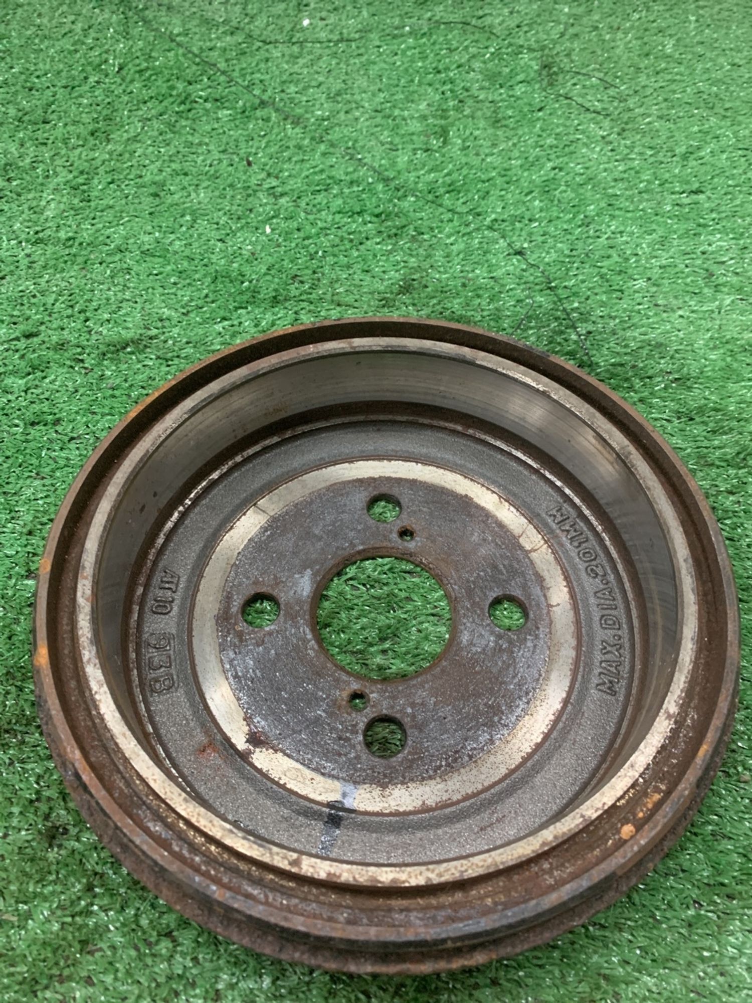 https://ycs.partsauto.market/partsauto-images/thmbs/userImages/740214793e290491788037994f11799a/part/43742fd0-ce0c-46a6-b8d3-d00140ebf0b3_1734582572100.jpg