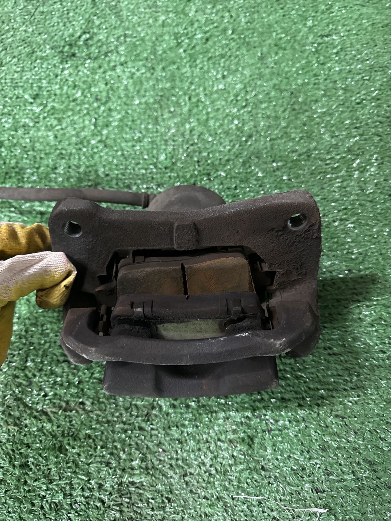 https://ycs.partsauto.market/partsauto-images/thmbs/userImages/740214793e290491788037994f11799a/part/4b52e8c8-b579-4758-a5d9-abe2169e2e83_1732579143037.jpg