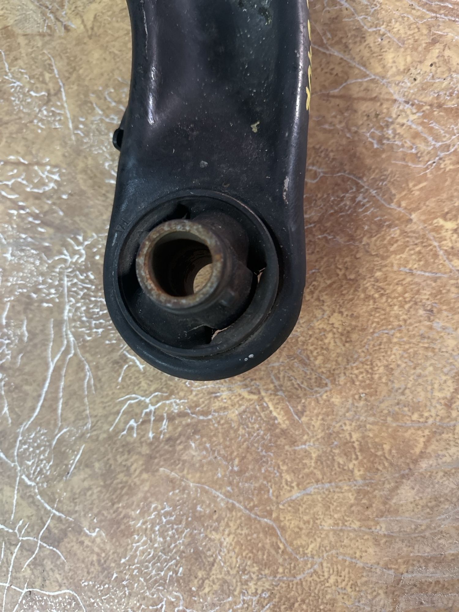 https://ycs.partsauto.market/partsauto-images/thmbs/userImages/740214793e290491788037994f11799a/part/5292ede8-6f60-4288-b536-38c06b788aab_1731711314566.jpg