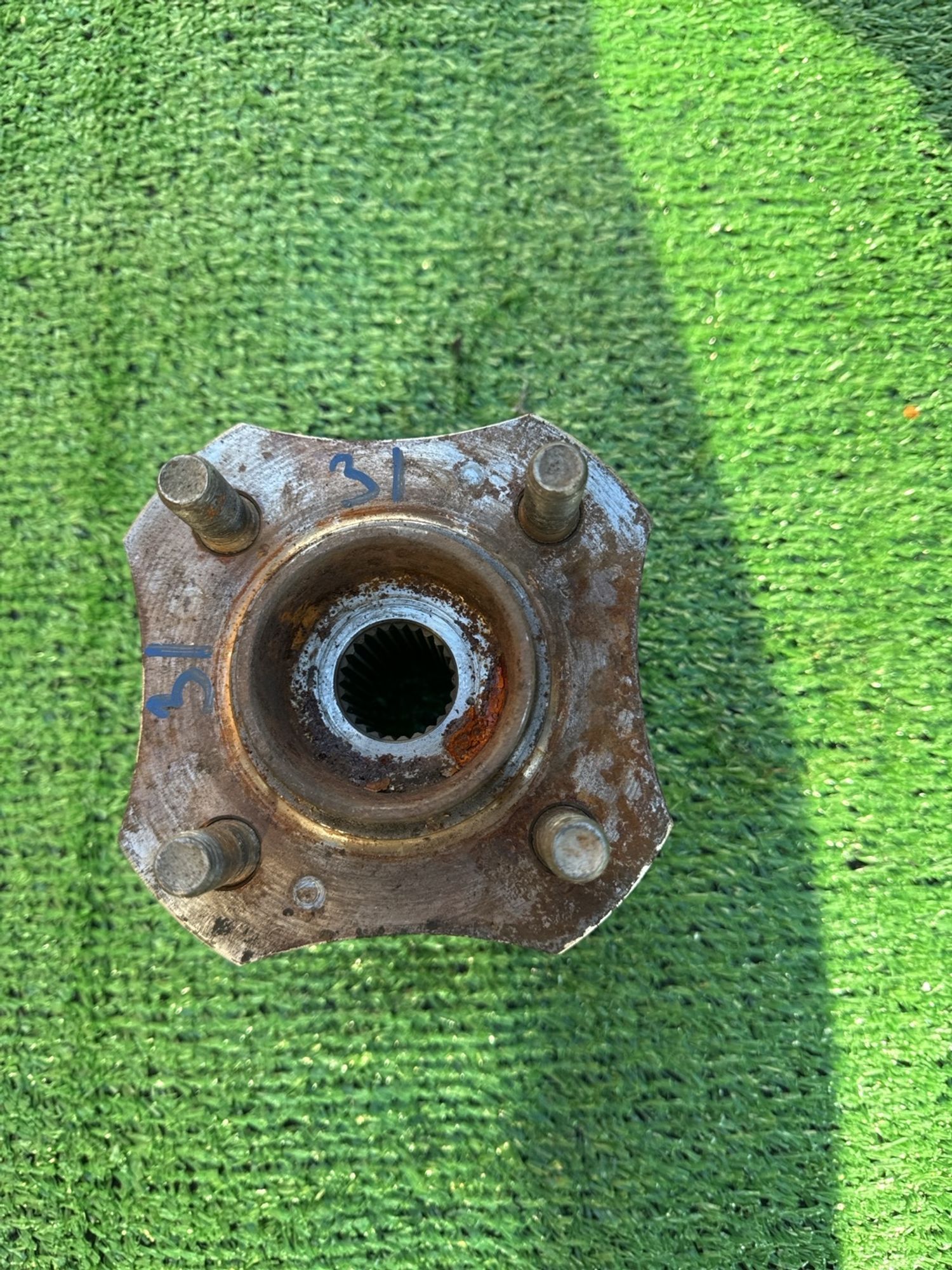 https://ycs.partsauto.market/partsauto-images/thmbs/userImages/740214793e290491788037994f11799a/part/92f57ca0-b4c2-4af7-ac59-6a637ba73a1e_1732062403979.jpg