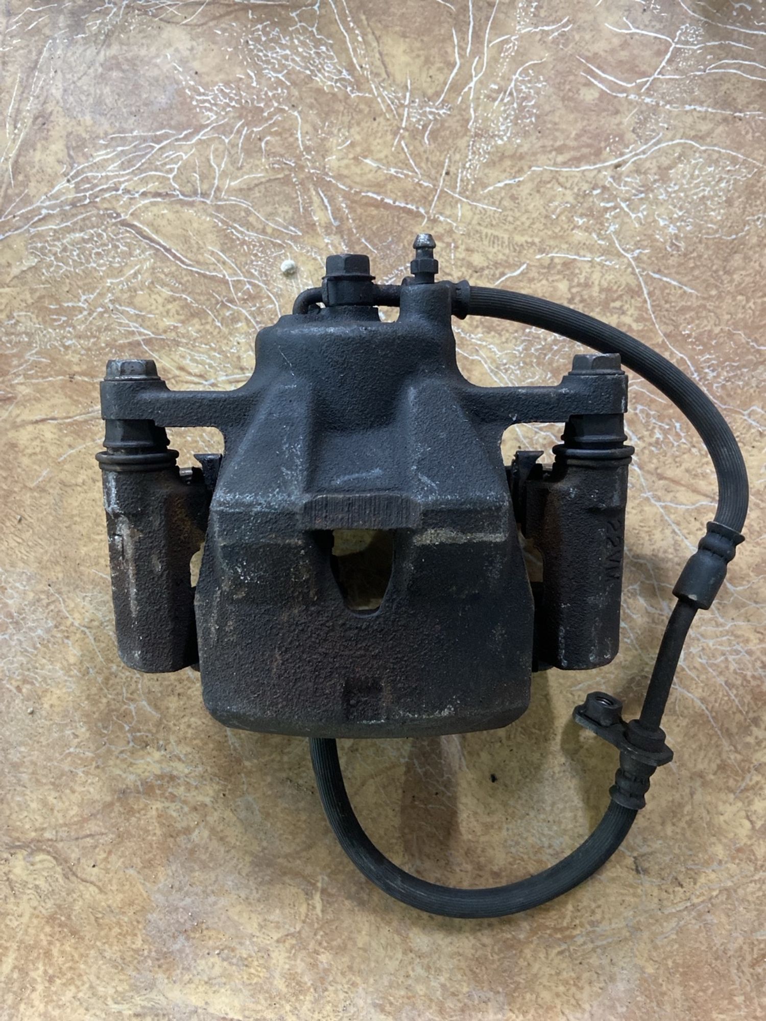 https://ycs.partsauto.market/partsauto-images/thmbs/userImages/740214793e290491788037994f11799a/part/b887c1cf-60e7-4b35-b182-dee65dfa421f_1731103517143.jpg