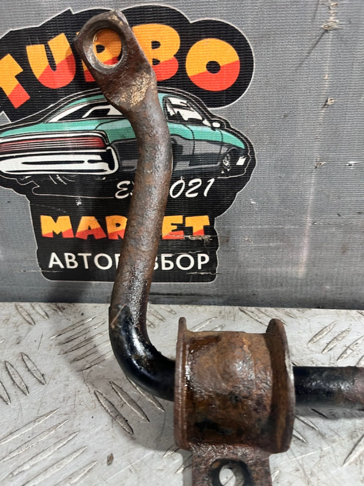 https://ycs.partsauto.market/partsauto-images/thmbs/userImages/7493bedda53ffbba18042670cc6fed05/part/0050144b-5297-4e48-84c0-443f4c76863a_1720620839164.jpg