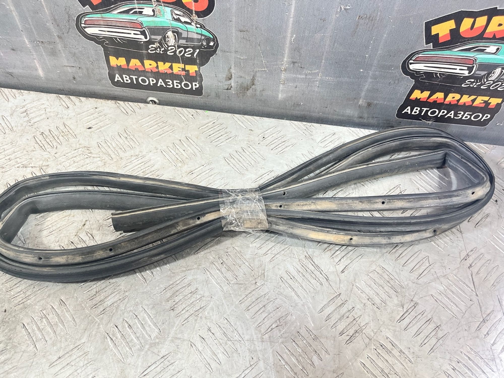 https://ycs.partsauto.market/partsauto-images/thmbs/userImages/7493bedda53ffbba18042670cc6fed05/part/00acc62f-d388-4664-8429-e64195f17dfb_1720694805869.jpg