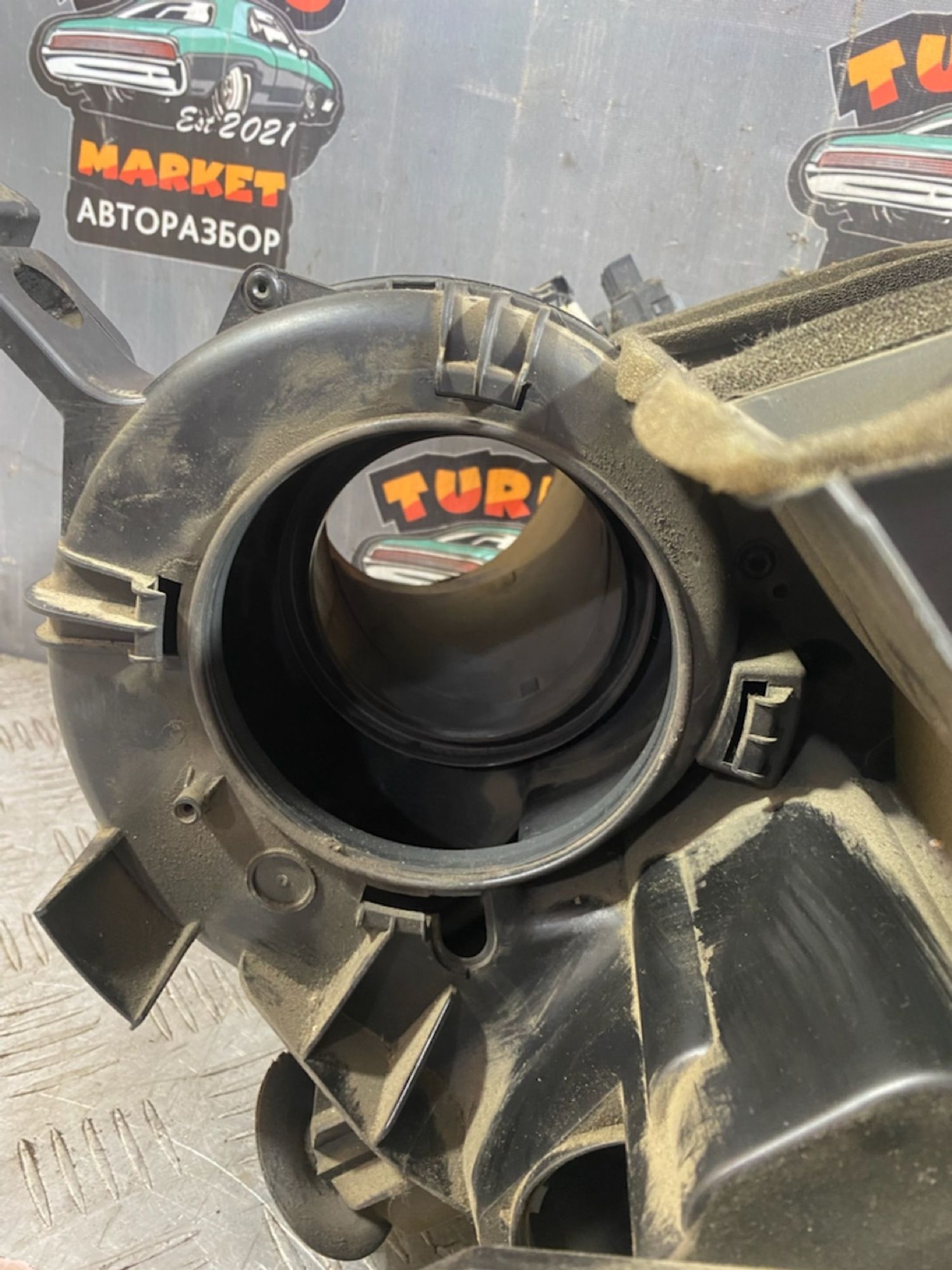 https://ycs.partsauto.market/partsauto-images/thmbs/userImages/7493bedda53ffbba18042670cc6fed05/part/00d6f1ca-6b72-46aa-aa3e-fbfb8af049fd_1721828345869.jpg