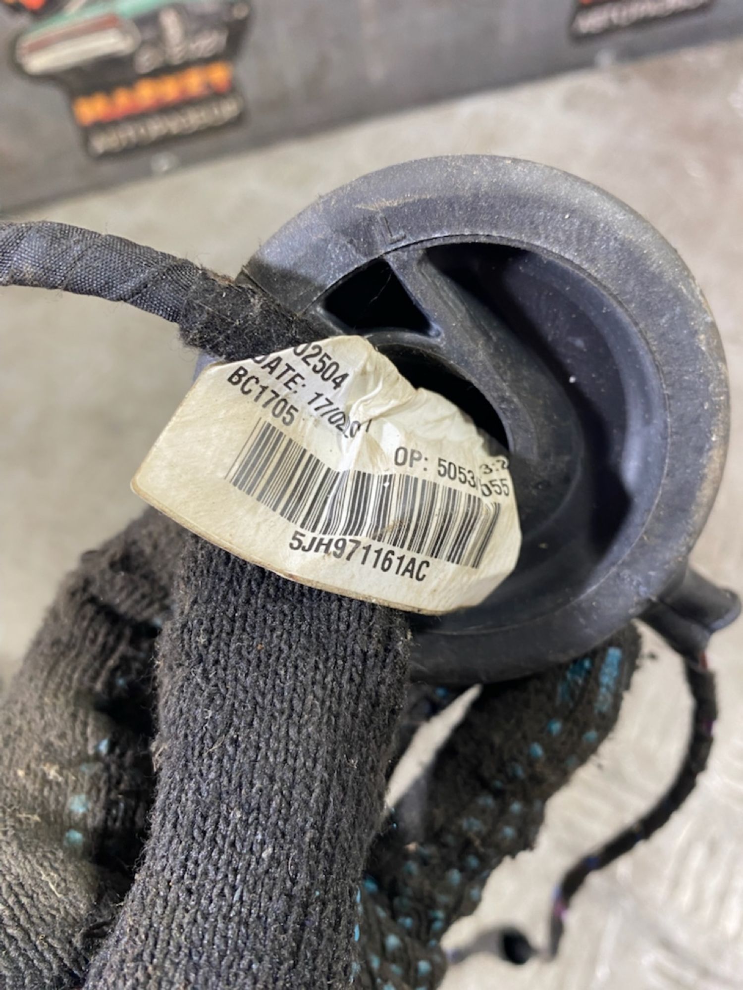 https://ycs.partsauto.market/partsauto-images/thmbs/userImages/7493bedda53ffbba18042670cc6fed05/part/021459a9-0d0f-44ec-bd8b-661b8310fb57_1724421890545.jpg