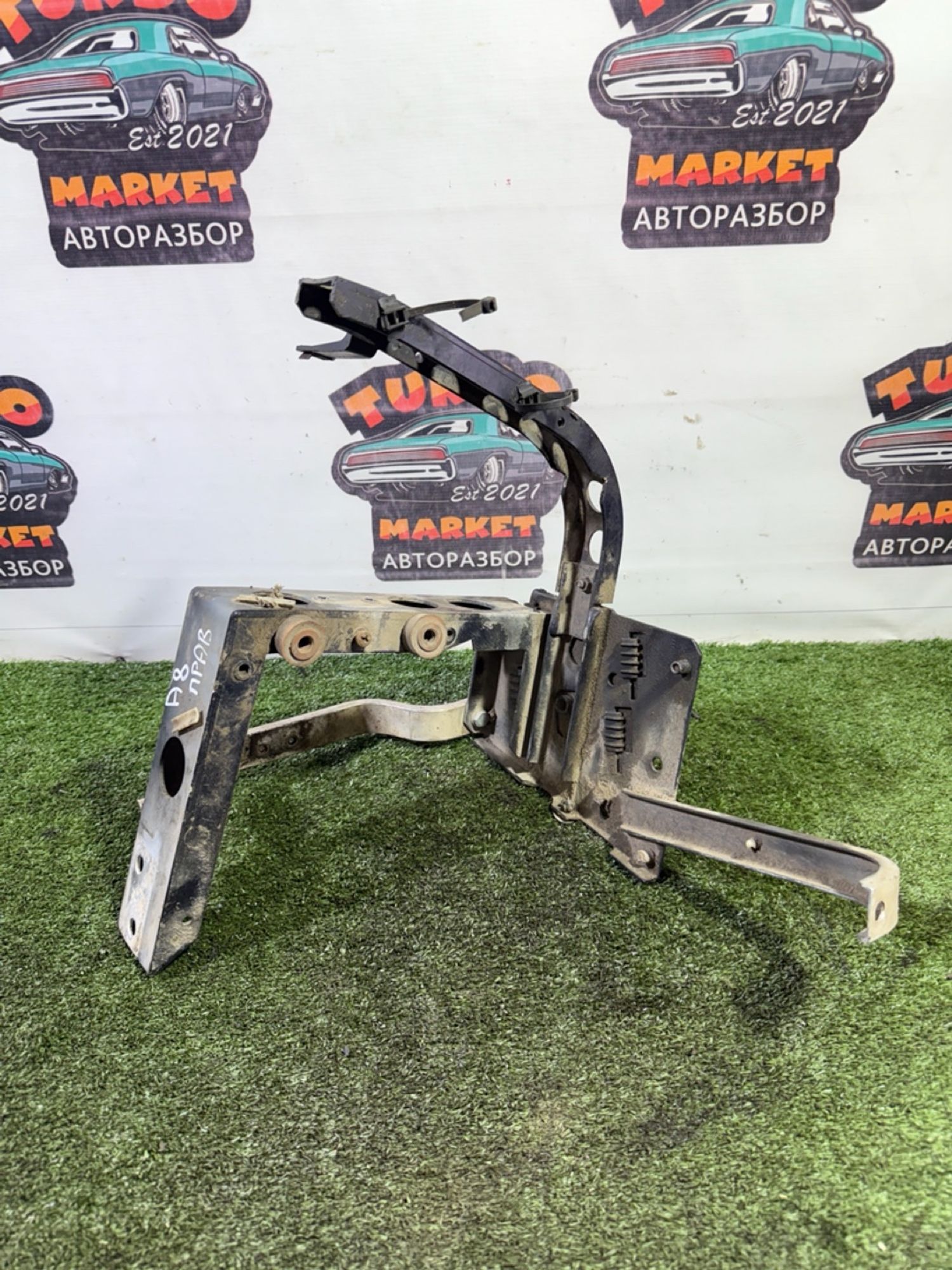 https://ycs.partsauto.market/partsauto-images/thmbs/userImages/7493bedda53ffbba18042670cc6fed05/part/0297ad06-bc4d-4ab6-abb3-d9bf9343b231_1744721968162.jpg