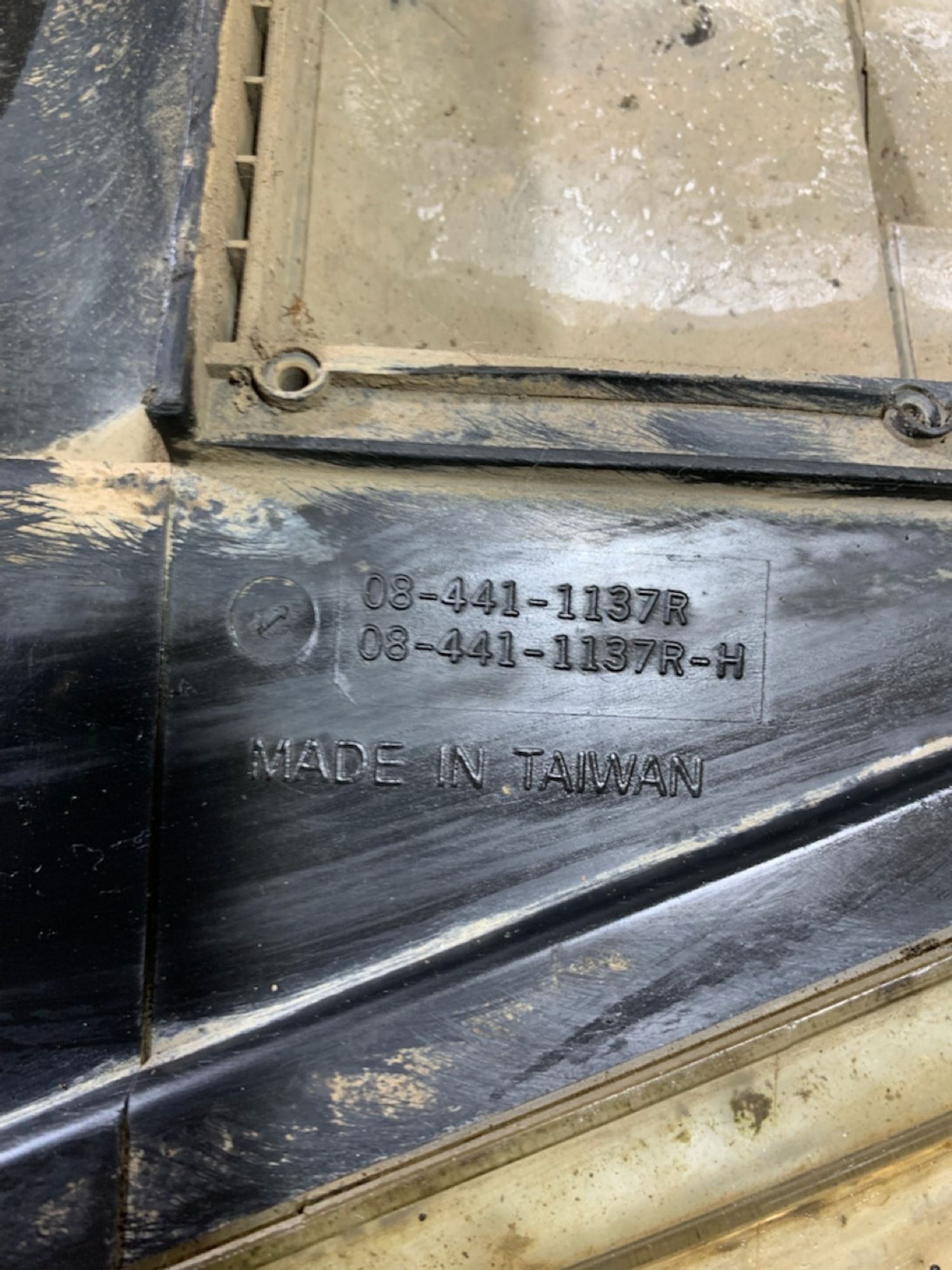 https://ycs.partsauto.market/partsauto-images/thmbs/userImages/7493bedda53ffbba18042670cc6fed05/part/035a6d16-5b07-4c8e-89c8-c9ca702a26f1_1737467024079.jpg