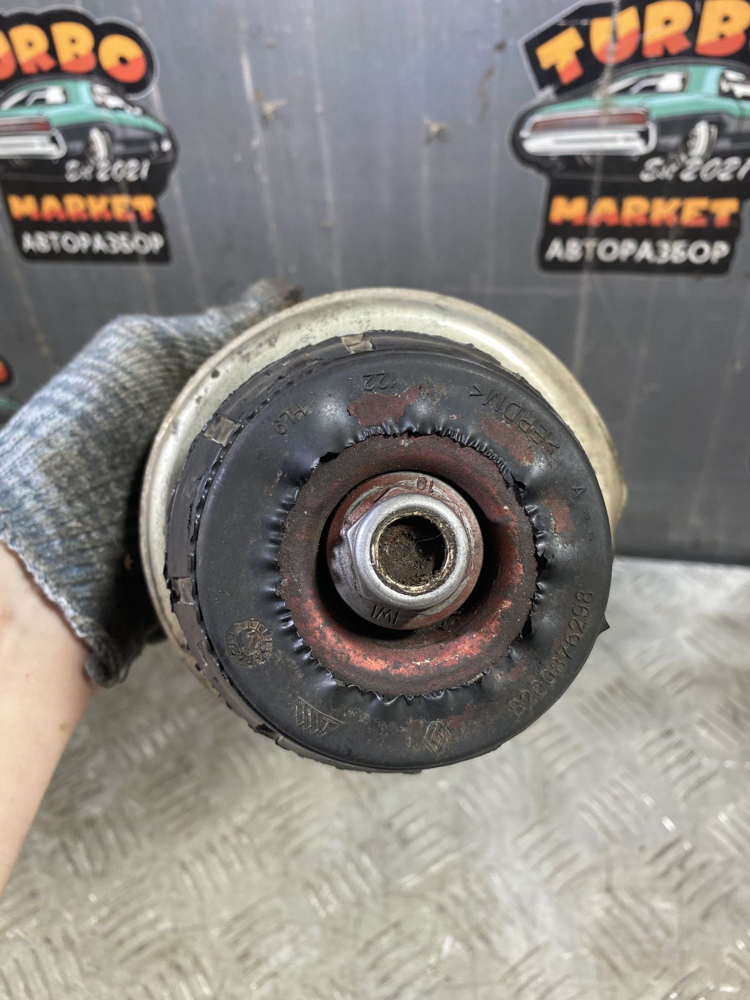 https://ycs.partsauto.market/partsauto-images/thmbs/userImages/7493bedda53ffbba18042670cc6fed05/part/03fdfc49-ae4f-471c-a877-80ae525b870c_1718793955408.jpg