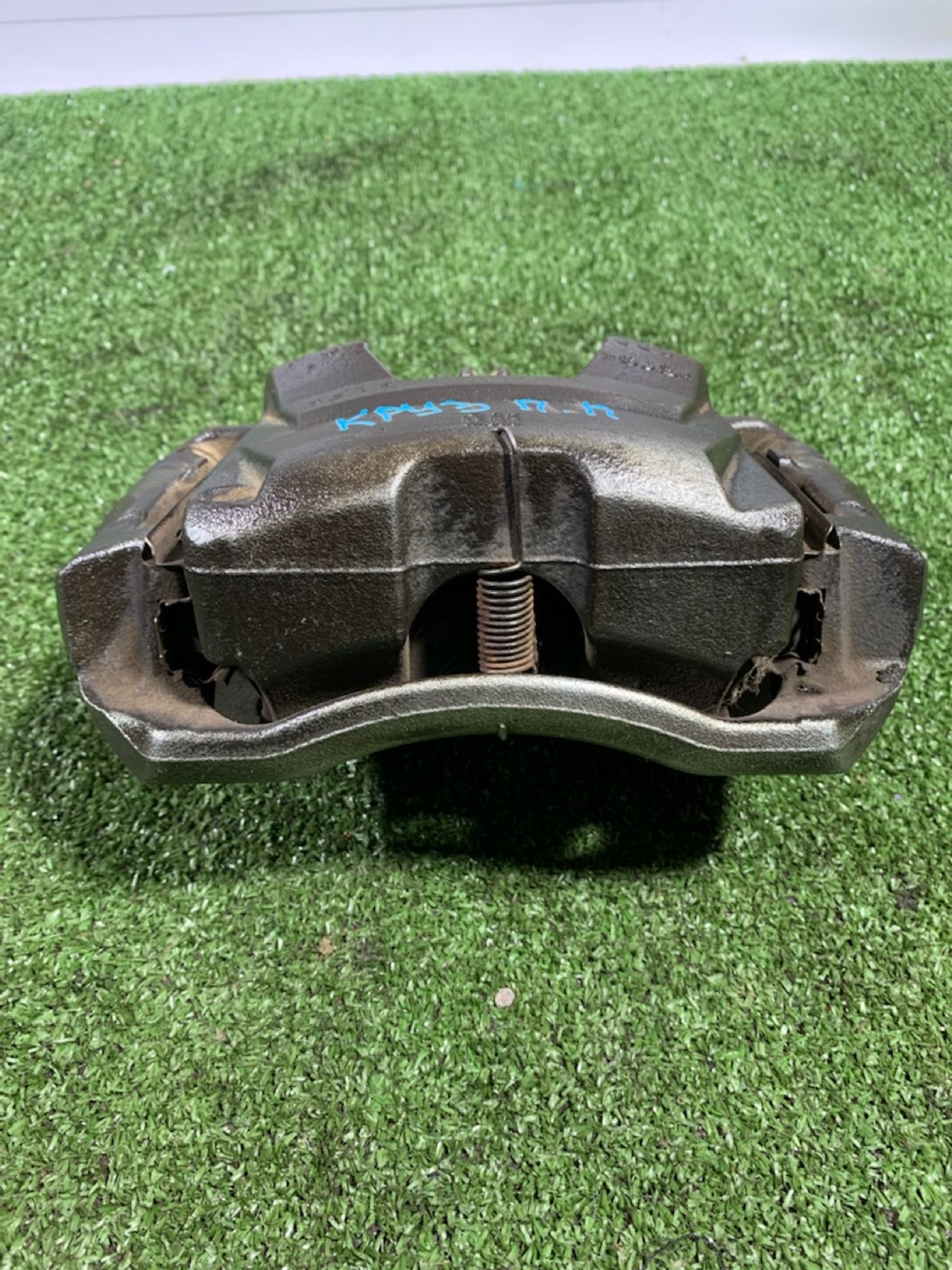 https://ycs.partsauto.market/partsauto-images/thmbs/userImages/7493bedda53ffbba18042670cc6fed05/part/04bd4591-0119-4cff-8273-0f05c5974ba5_1732657099948.jpg