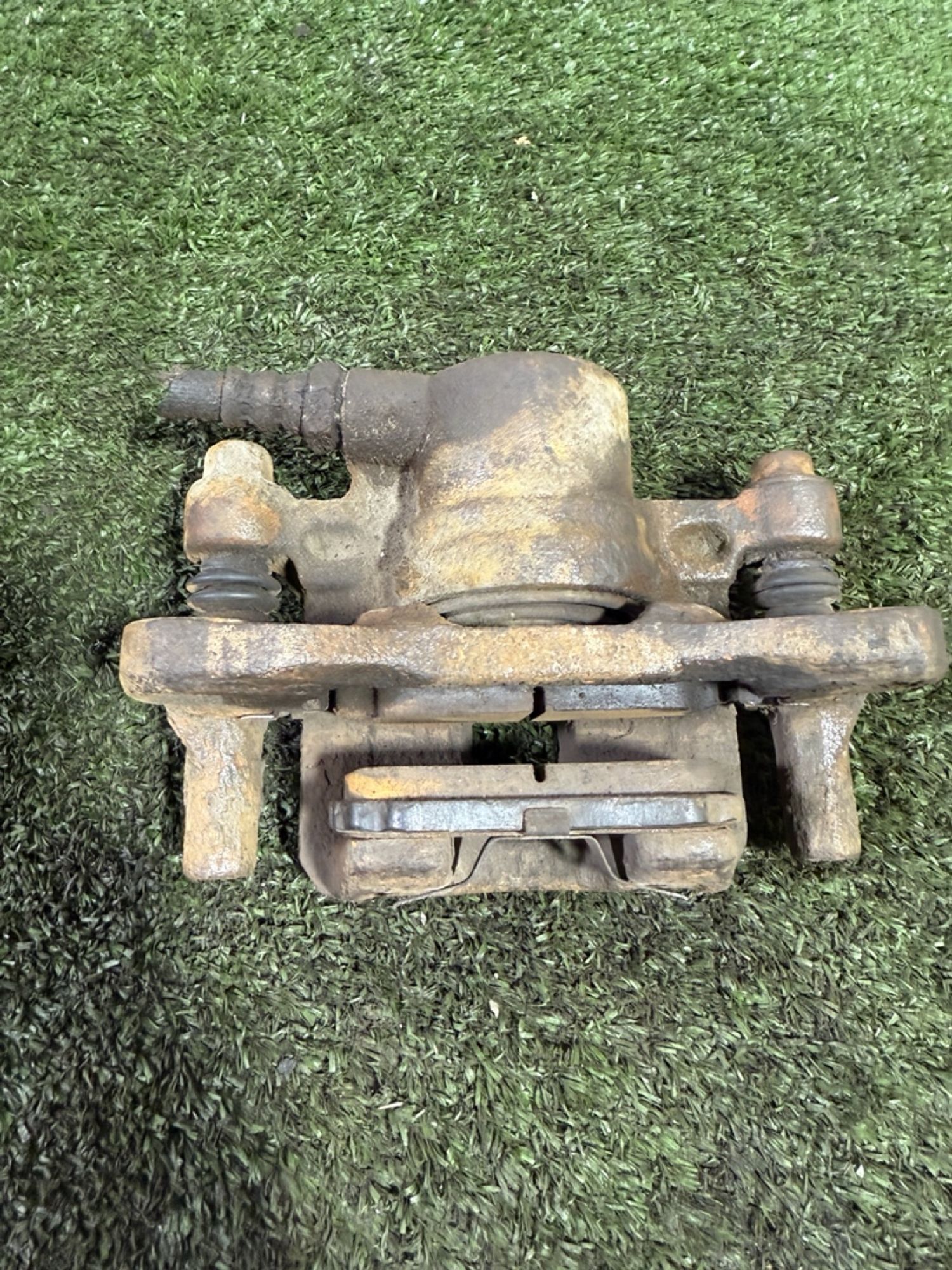 https://ycs.partsauto.market/partsauto-images/thmbs/userImages/7493bedda53ffbba18042670cc6fed05/part/06414c33-402f-4fb7-958f-8fc744c35272_1747118862335.jpg