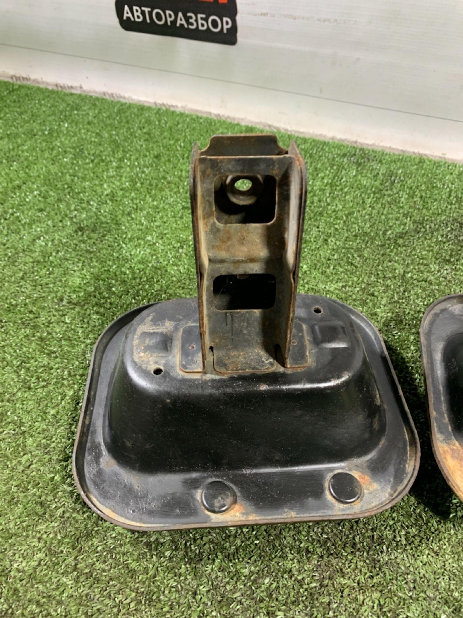 https://ycs.partsauto.market/partsauto-images/thmbs/userImages/7493bedda53ffbba18042670cc6fed05/part/0aa4ab5d-7e65-4efd-bec3-ebff2754b6f7_1734518624320.jpg