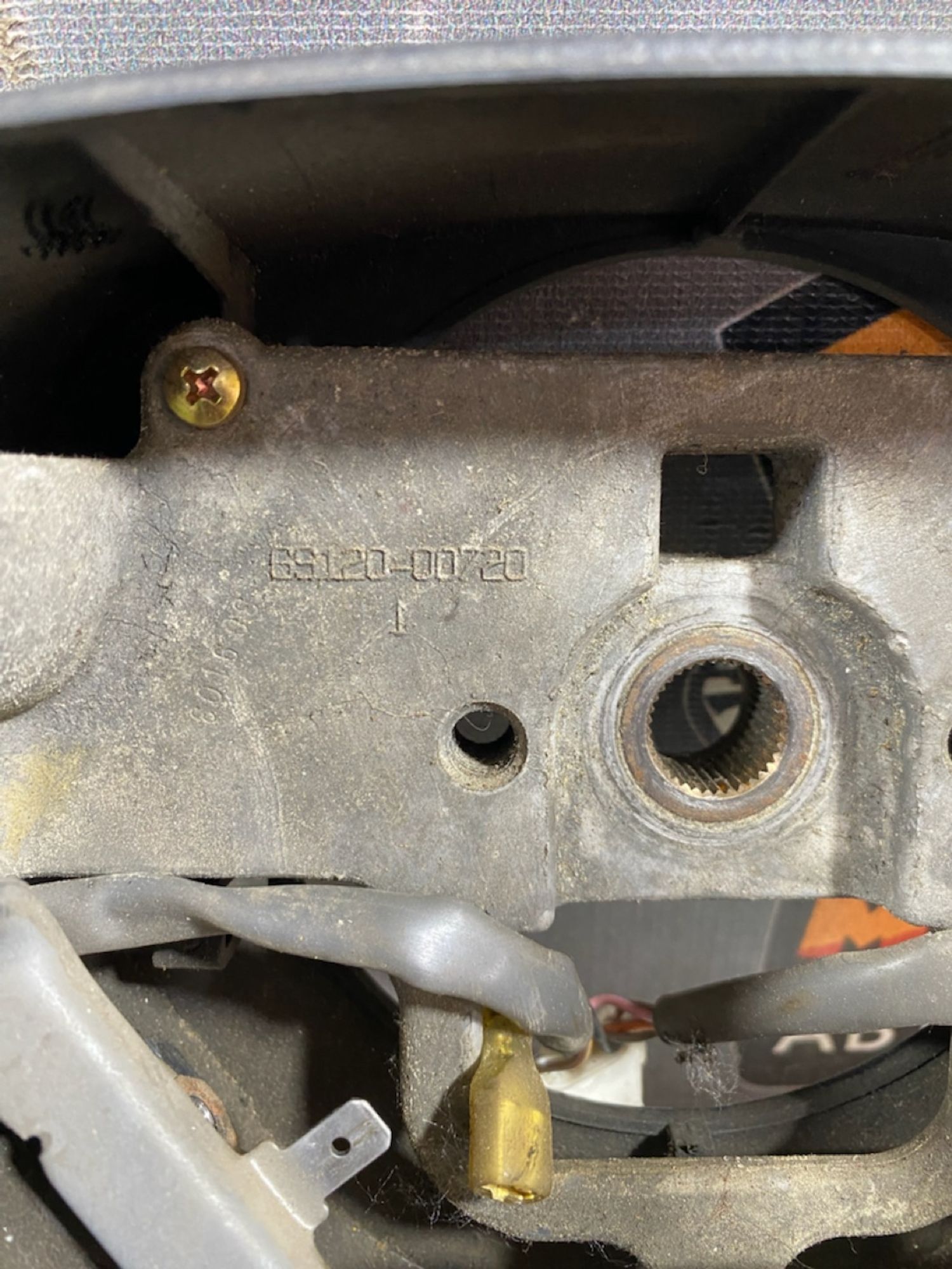 https://ycs.partsauto.market/partsauto-images/thmbs/userImages/7493bedda53ffbba18042670cc6fed05/part/0ac6cce0-e4b2-4ae8-83e3-8f64361a5cd8_1720449487898.jpg