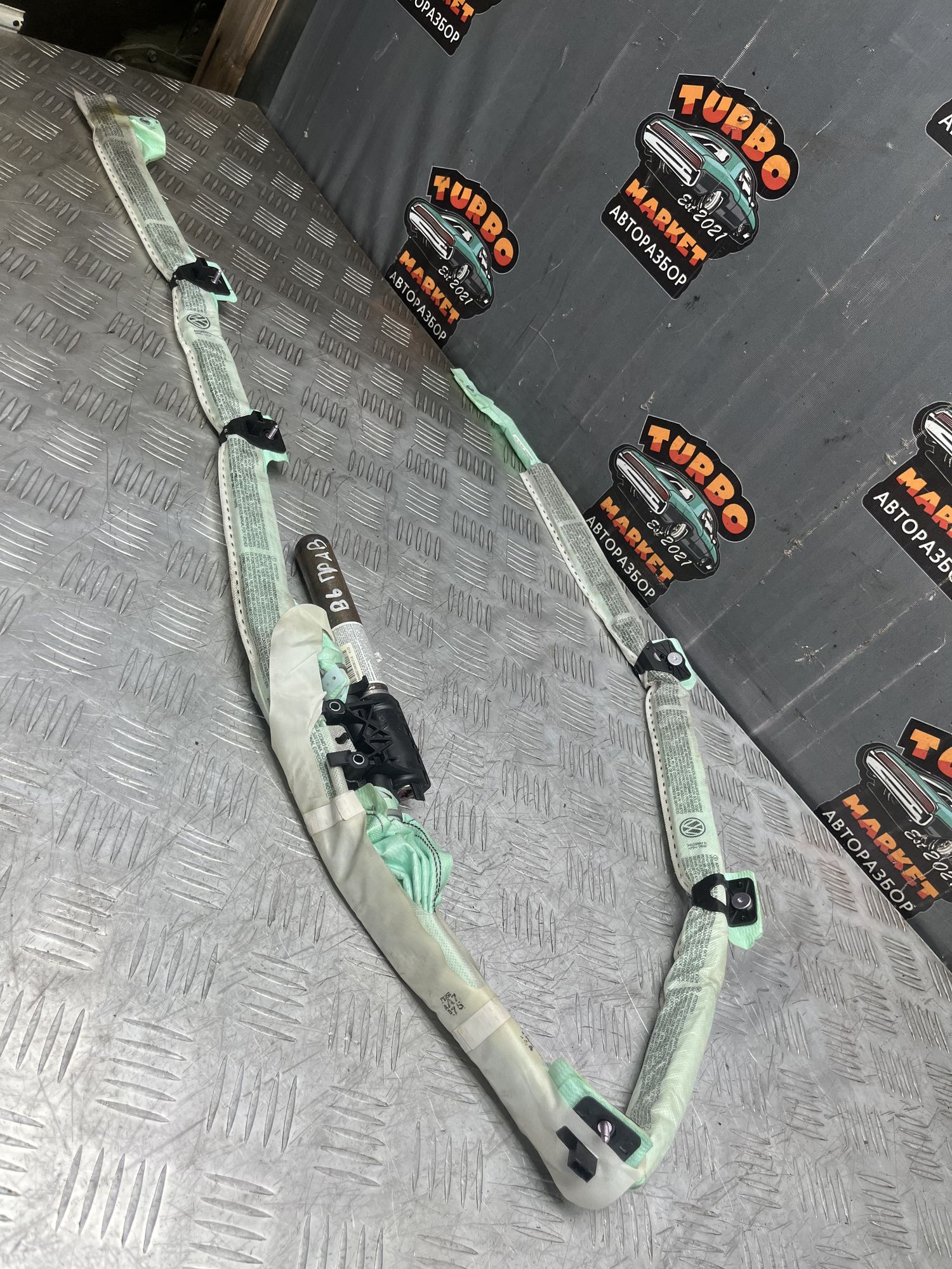 https://ycs.partsauto.market/partsauto-images/thmbs/userImages/7493bedda53ffbba18042670cc6fed05/part/0b76af68-926b-43a6-8294-374f297f60ee_1718026210511.jpg