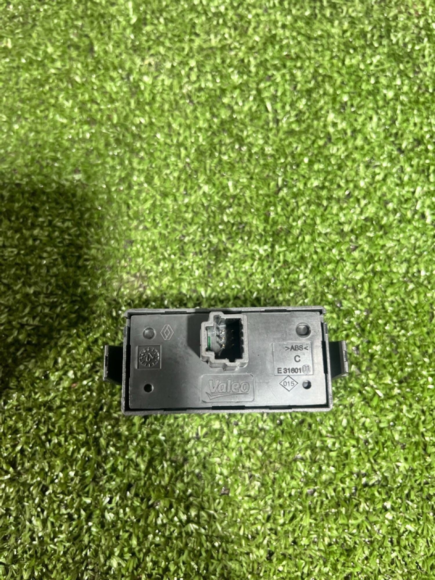 https://ycs.partsauto.market/partsauto-images/thmbs/userImages/7493bedda53ffbba18042670cc6fed05/part/0d16234f-fc4f-4bac-a77f-777744c5cd30_1733216958941.jpg