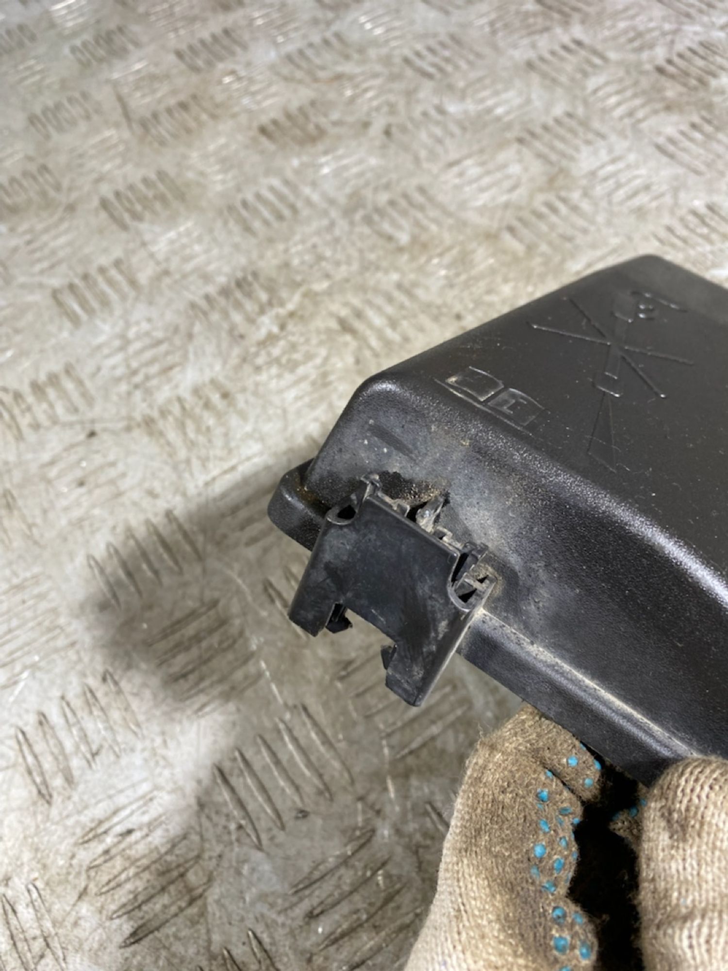 https://ycs.partsauto.market/partsauto-images/thmbs/userImages/7493bedda53ffbba18042670cc6fed05/part/10f0aa3c-47c8-458e-9f1f-36525a7aa0c0_1728564587545.jpg