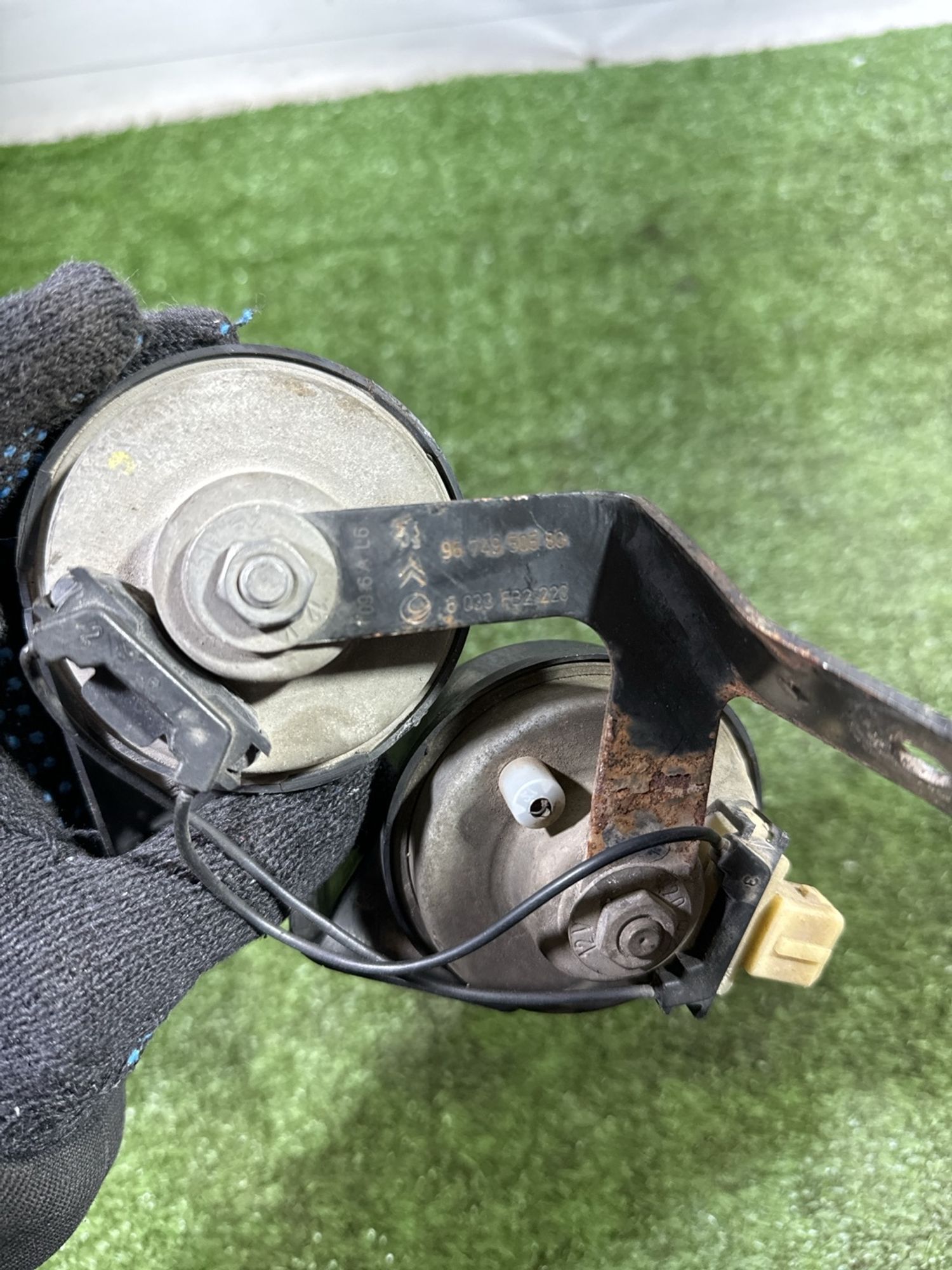 https://ycs.partsauto.market/partsauto-images/thmbs/userImages/7493bedda53ffbba18042670cc6fed05/part/118c235d-3208-44ea-b976-946783c918fc_1743588923600.jpg
