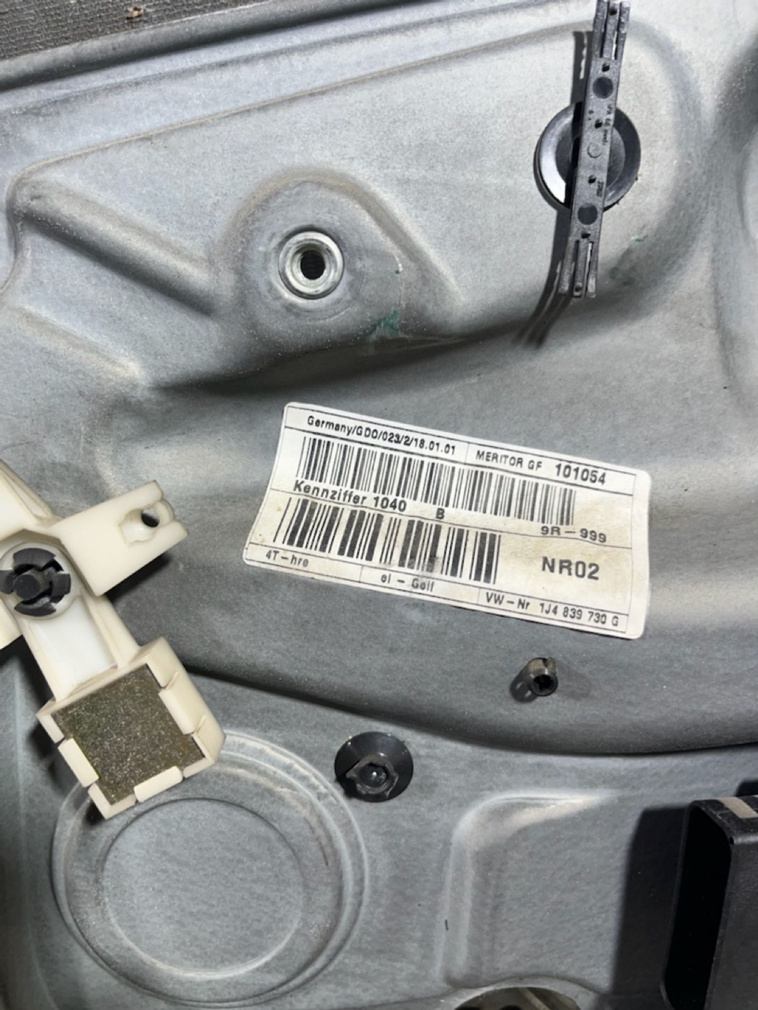 https://ycs.partsauto.market/partsauto-images/thmbs/userImages/7493bedda53ffbba18042670cc6fed05/part/12907558-ecb5-4d5b-9298-867eceb7fdb5_1728890798941.jpg