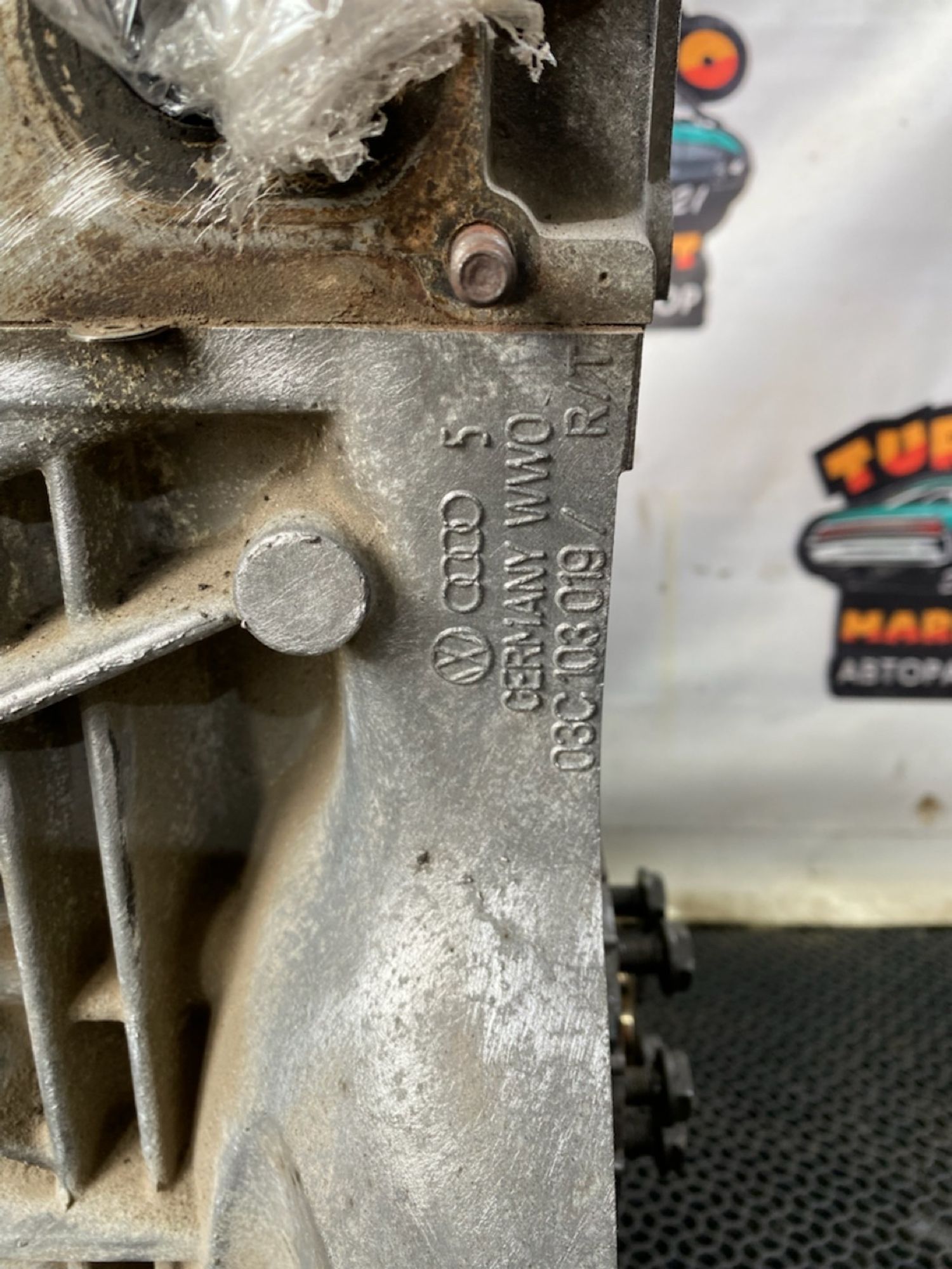 https://ycs.partsauto.market/partsauto-images/thmbs/userImages/7493bedda53ffbba18042670cc6fed05/part/1586dd95-19ff-4bbf-8c69-80917f10dc33_1745246796666.jpg