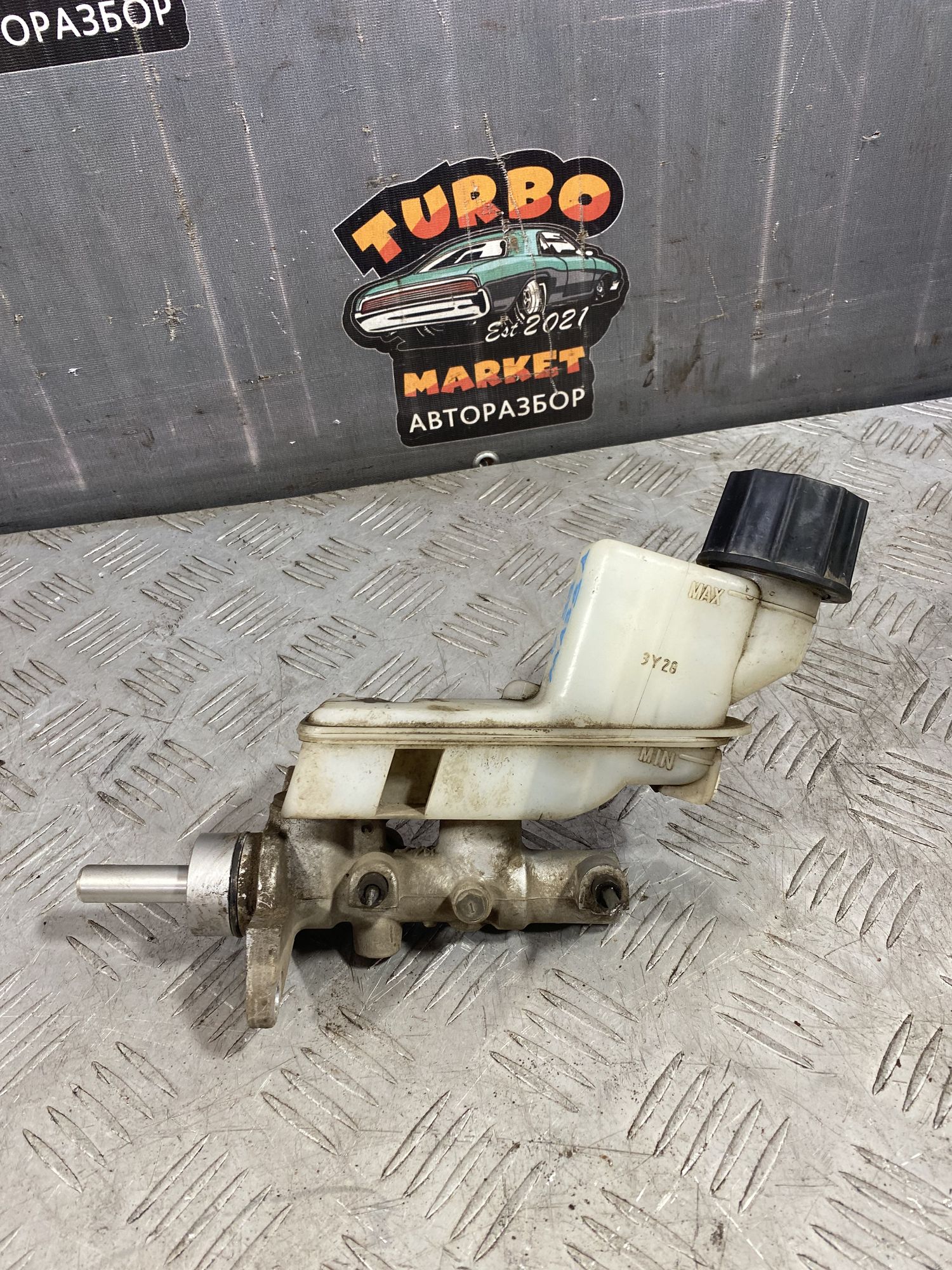 https://ycs.partsauto.market/partsauto-images/thmbs/userImages/7493bedda53ffbba18042670cc6fed05/part/15b5c598-9592-46d4-af91-9cacc2509f9c_1720175828903.jpg