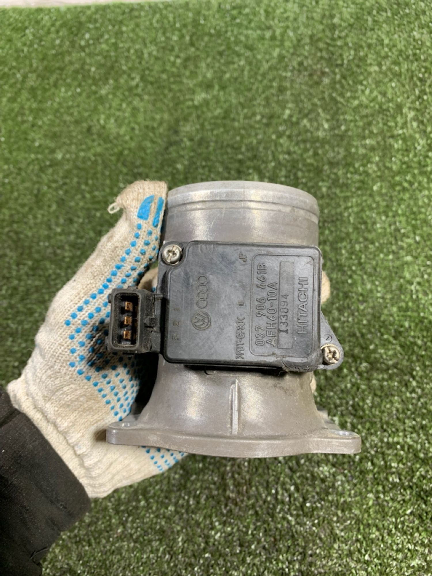 https://ycs.partsauto.market/partsauto-images/thmbs/userImages/7493bedda53ffbba18042670cc6fed05/part/15d85245-06bc-4713-893d-2f0b624d8524_1737122873553.jpg