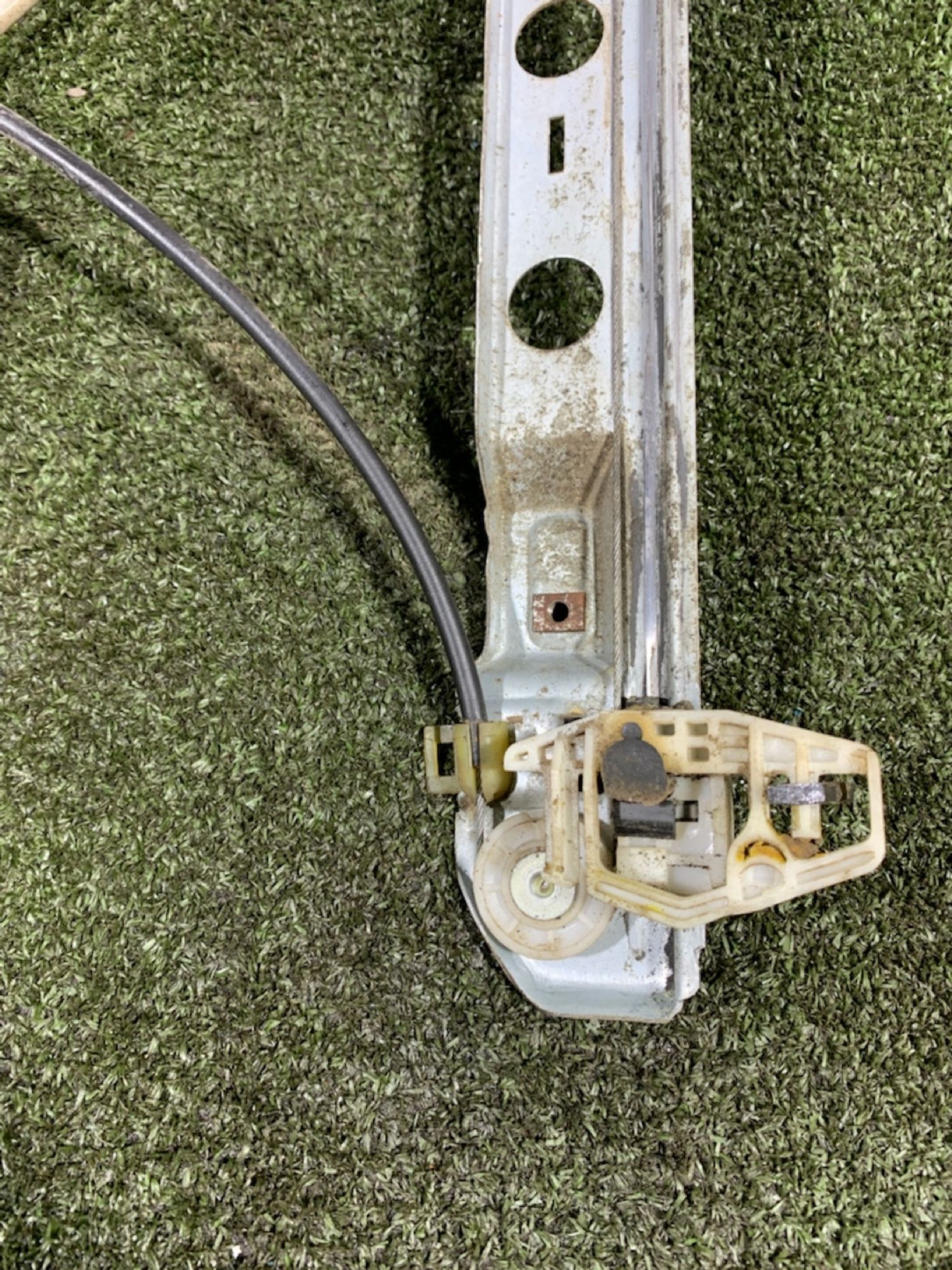 https://ycs.partsauto.market/partsauto-images/thmbs/userImages/7493bedda53ffbba18042670cc6fed05/part/17d8a522-634e-426f-a8f9-9332f1a113d0_1739283465273.jpg