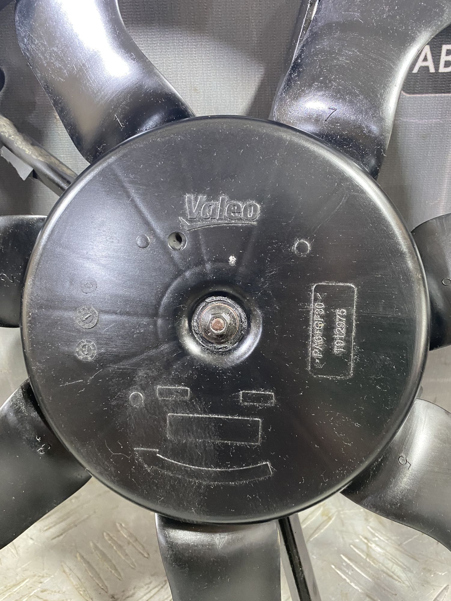 https://ycs.partsauto.market/partsauto-images/thmbs/userImages/7493bedda53ffbba18042670cc6fed05/part/191d80f1-59d8-4f62-a227-b69256bd0d9f_1718890754284.jpg