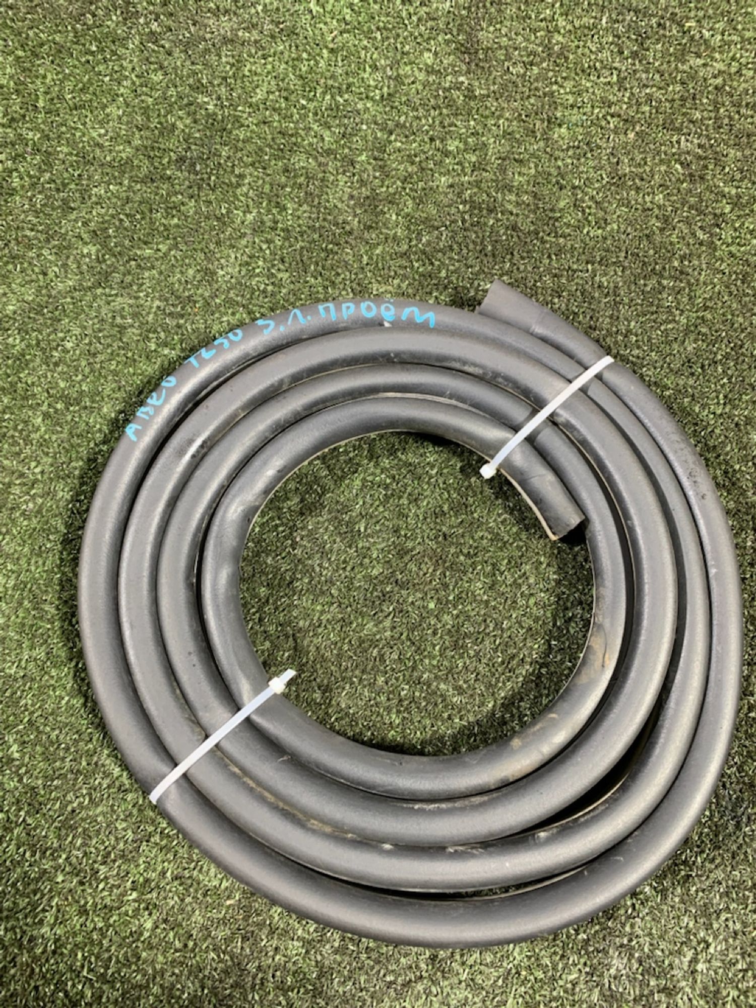 https://ycs.partsauto.market/partsauto-images/thmbs/userImages/7493bedda53ffbba18042670cc6fed05/part/19d7e46a-321e-4da2-8ec9-6ad962329234_1732092026529.jpg