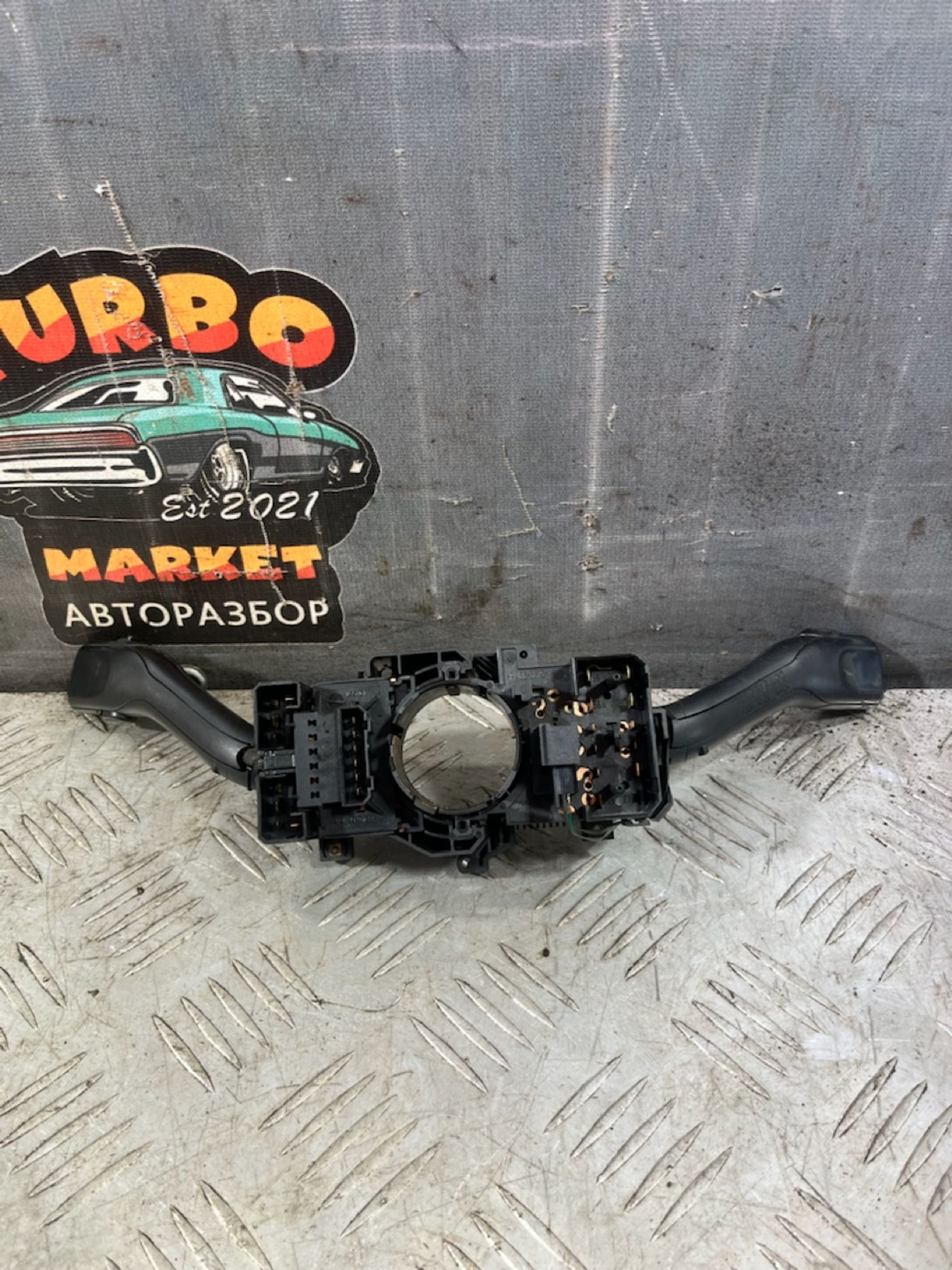 https://ycs.partsauto.market/partsauto-images/thmbs/userImages/7493bedda53ffbba18042670cc6fed05/part/1a66a482-be0d-4338-9968-6d1f6ccd5856_1721308829002.jpg