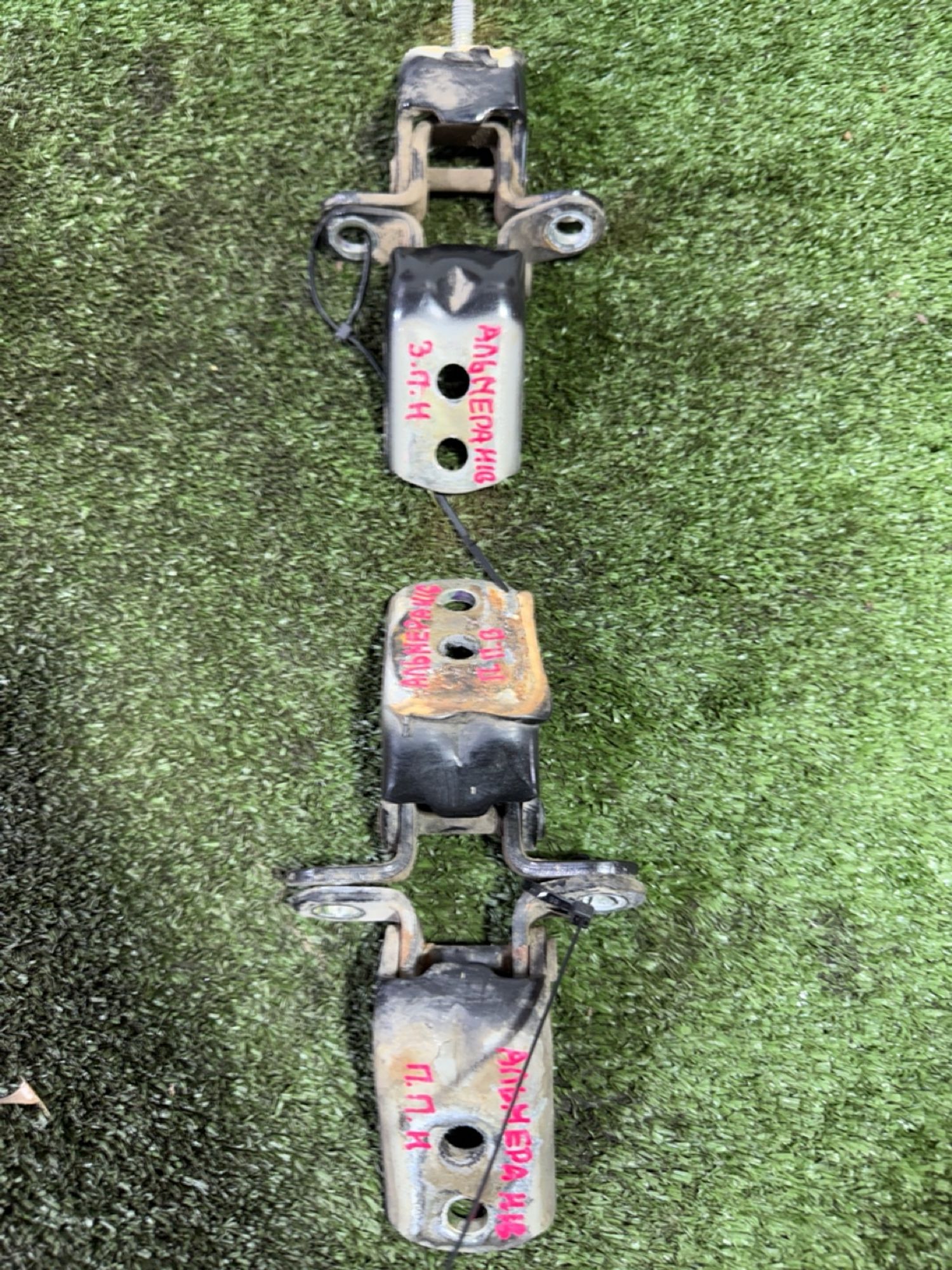 https://ycs.partsauto.market/partsauto-images/thmbs/userImages/7493bedda53ffbba18042670cc6fed05/part/1b599c66-b2f1-45ab-b1fa-8a2a1526afdb_1743604645024.jpg