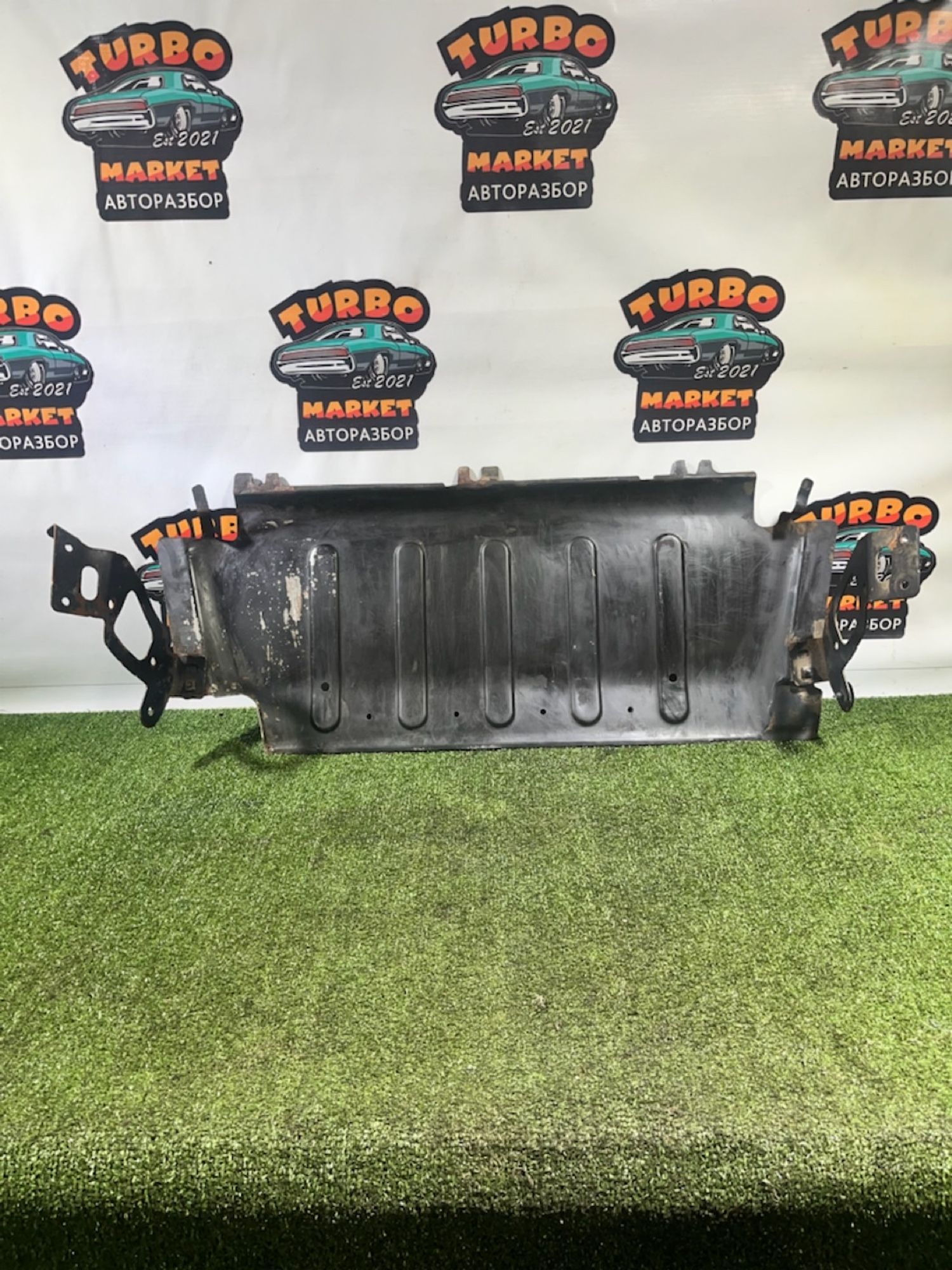 https://ycs.partsauto.market/partsauto-images/thmbs/userImages/7493bedda53ffbba18042670cc6fed05/part/1cbaedba-e230-4719-a239-b3968ec2ec5d_1733402870555.jpg