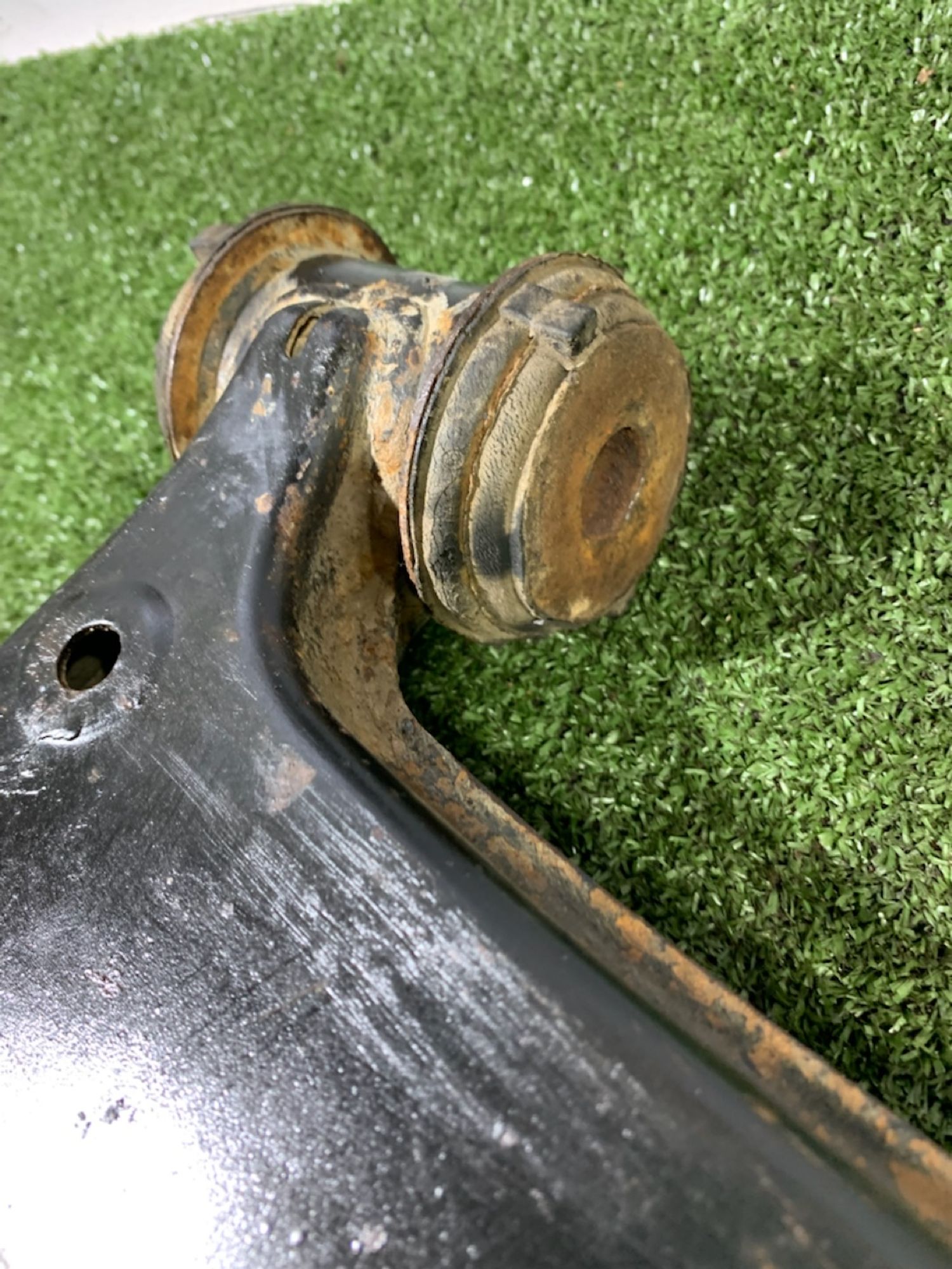 https://ycs.partsauto.market/partsauto-images/thmbs/userImages/7493bedda53ffbba18042670cc6fed05/part/1dc9f768-3c48-4026-b321-fdc9890024d4_1736769719368.jpg