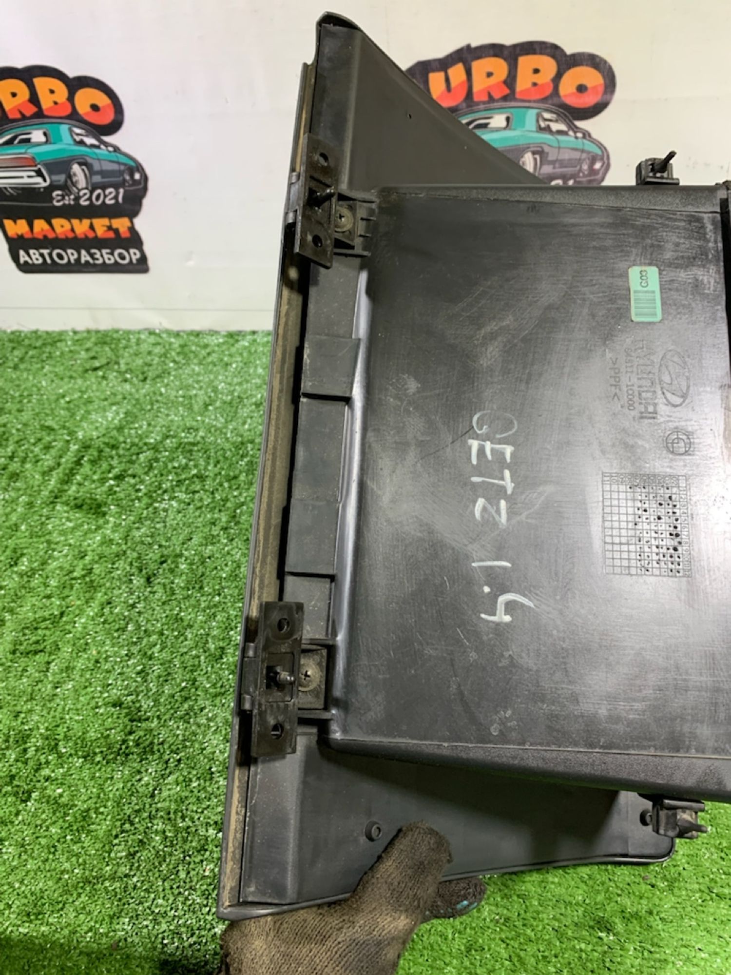 https://ycs.partsauto.market/partsauto-images/thmbs/userImages/7493bedda53ffbba18042670cc6fed05/part/1e75945c-6f09-40f4-827b-b769f30b56a7_1739964631385.jpg