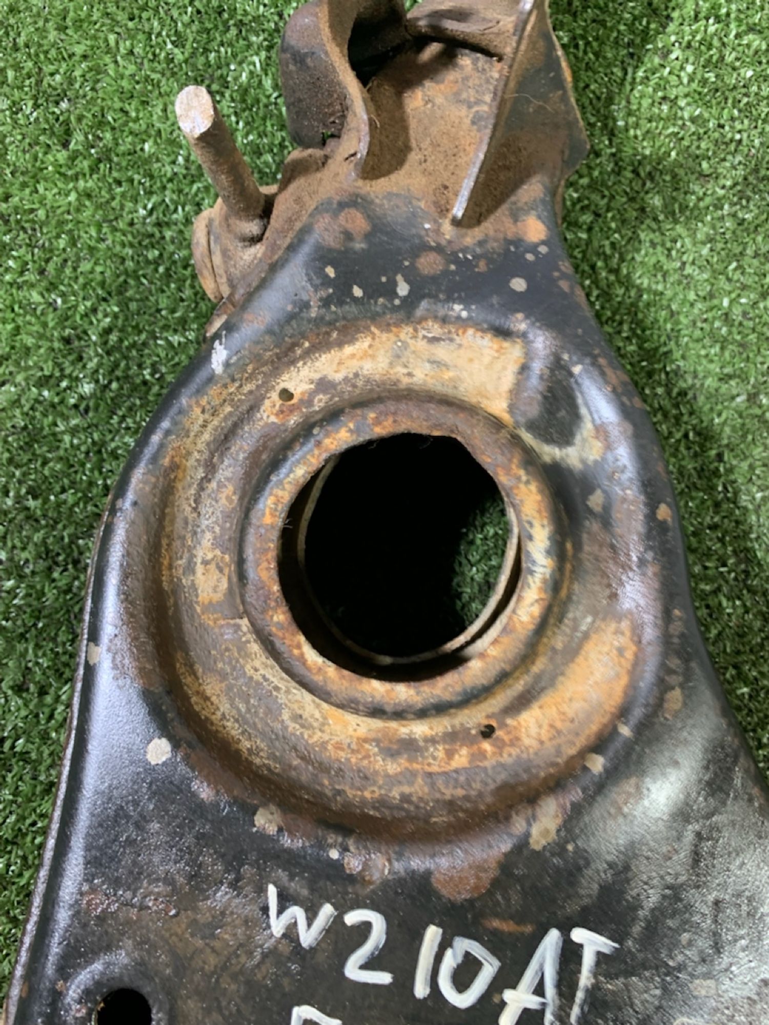 https://ycs.partsauto.market/partsauto-images/thmbs/userImages/7493bedda53ffbba18042670cc6fed05/part/1ee9c781-5458-4e3a-b86a-a1963042071a_1736769675947.jpg