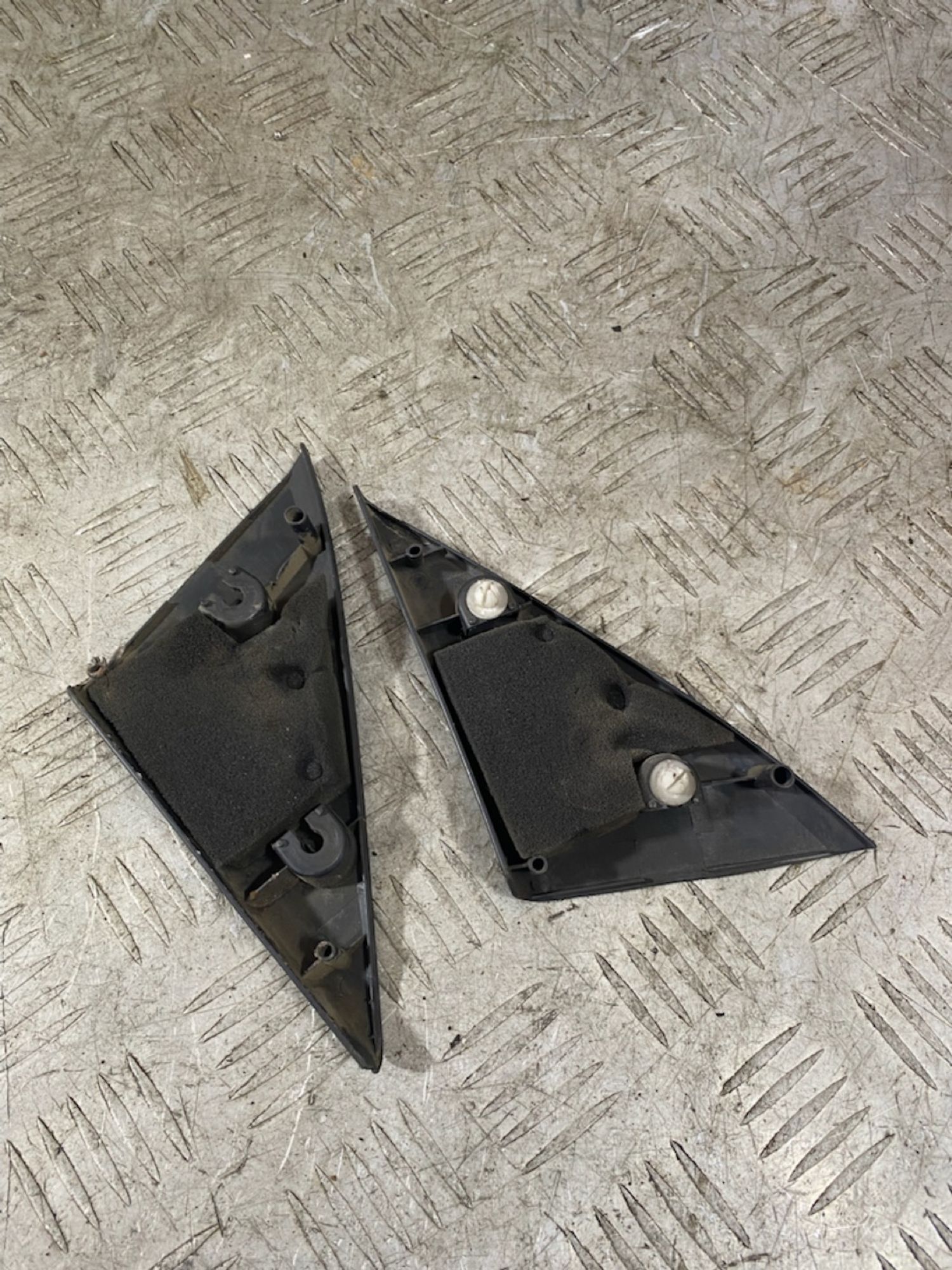 https://ycs.partsauto.market/partsauto-images/thmbs/userImages/7493bedda53ffbba18042670cc6fed05/part/1f648108-8109-458a-9984-59b2ba45ce50_1725283548341.jpg