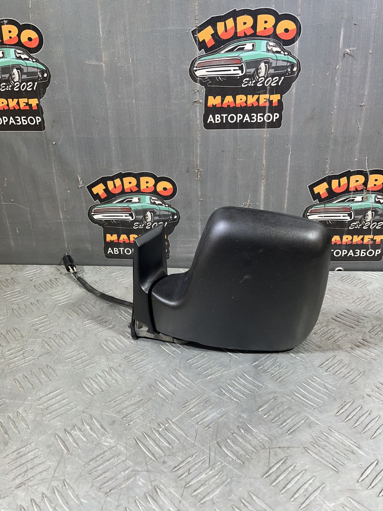 https://ycs.partsauto.market/partsauto-images/thmbs/userImages/7493bedda53ffbba18042670cc6fed05/part/1f95326f-a3b5-45cc-8fff-6ff7b8db9572_1718110067471.jpg