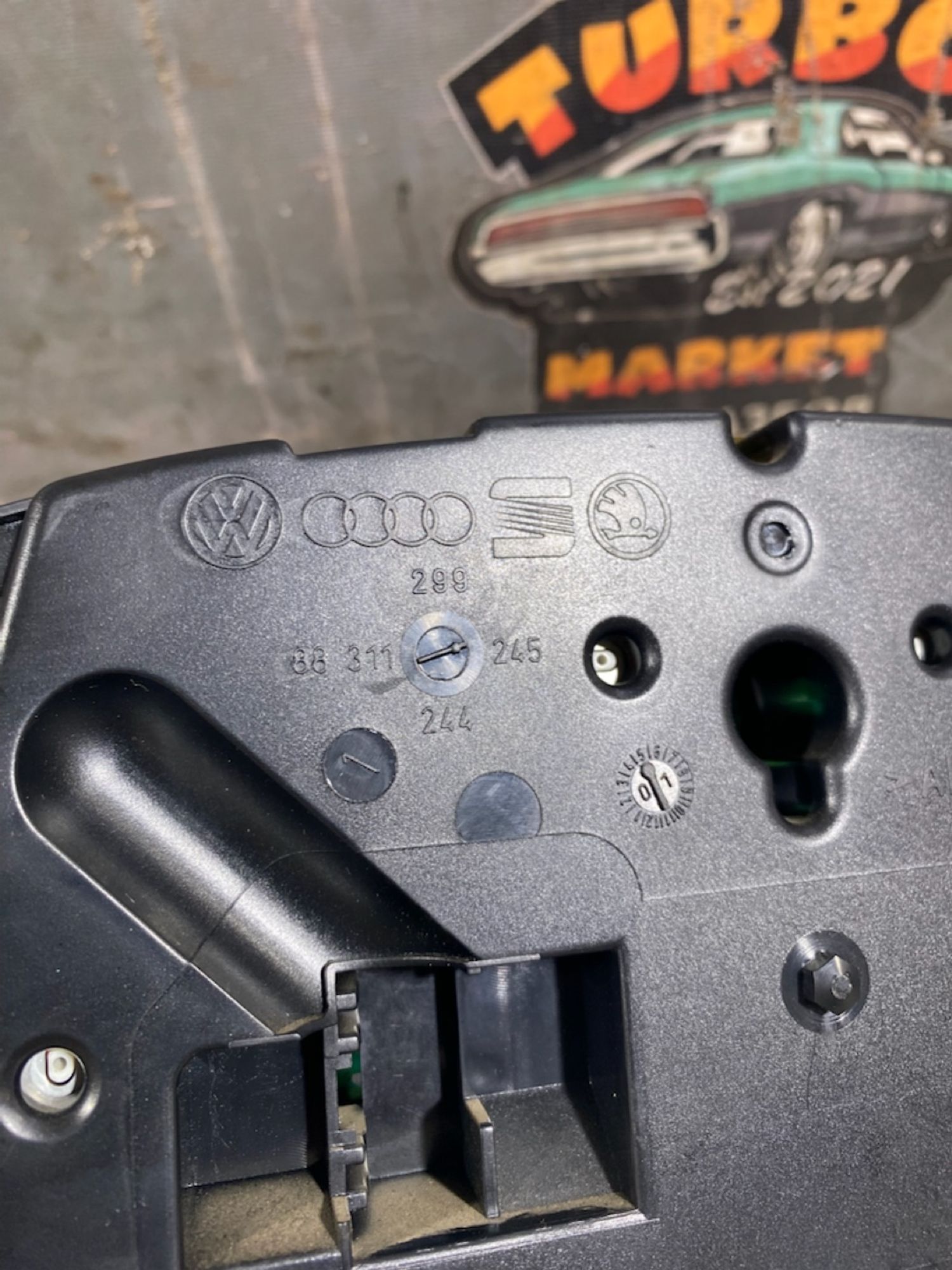 https://ycs.partsauto.market/partsauto-images/thmbs/userImages/7493bedda53ffbba18042670cc6fed05/part/1ff68050-56c7-44f2-8c70-f6f4bdab6f87_1727186892401.jpg