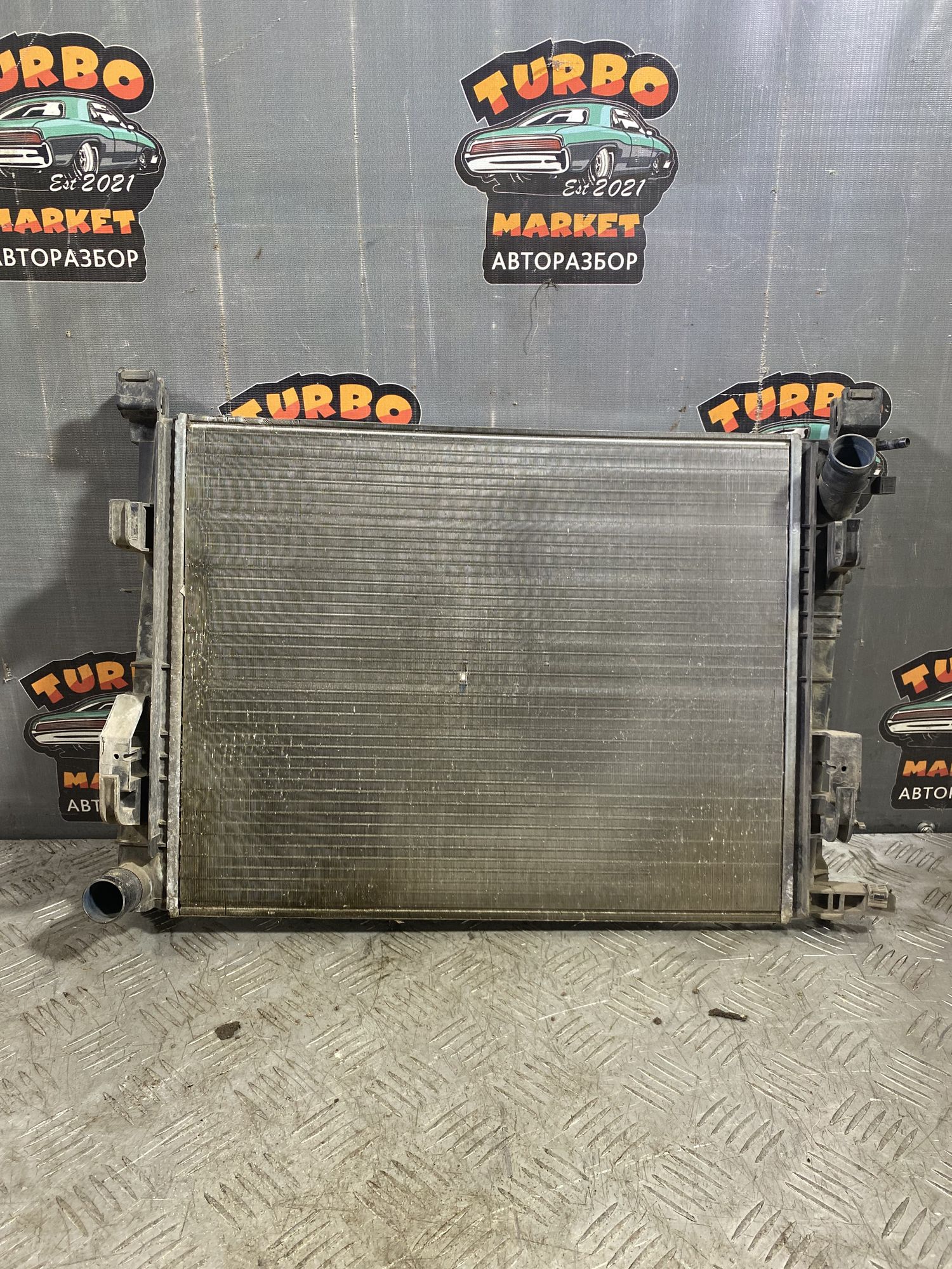 https://ycs.partsauto.market/partsauto-images/thmbs/userImages/7493bedda53ffbba18042670cc6fed05/part/21138211-c253-486d-8fdf-9e155e1f310a_1719316924838.jpg