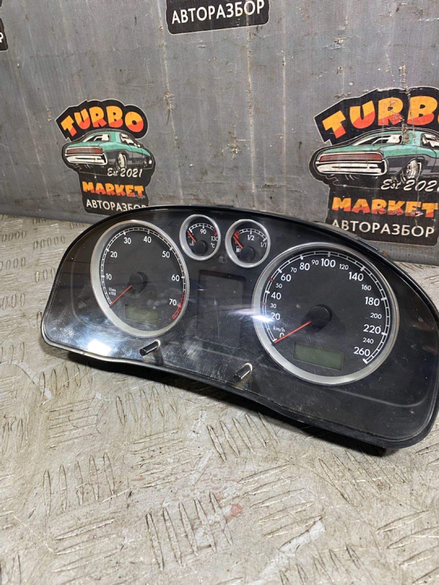 https://ycs.partsauto.market/partsauto-images/thmbs/userImages/7493bedda53ffbba18042670cc6fed05/part/21139044-98d5-4f39-8b5c-c1658c29dda0_1727186810357.jpg