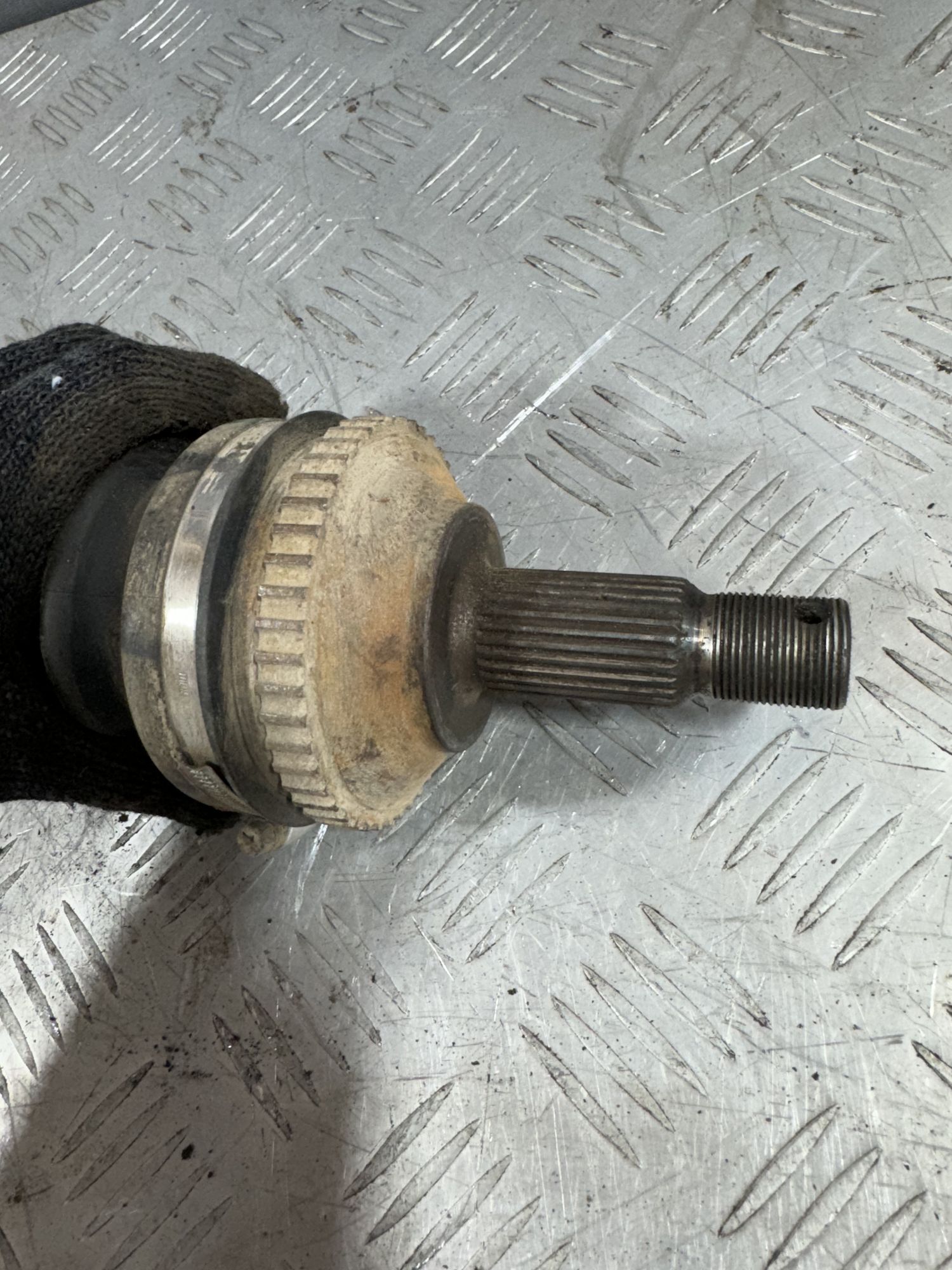 https://ycs.partsauto.market/partsauto-images/thmbs/userImages/7493bedda53ffbba18042670cc6fed05/part/21e08076-b2fe-4653-8441-d6a6bc1ca1cd_1718197618423.jpg