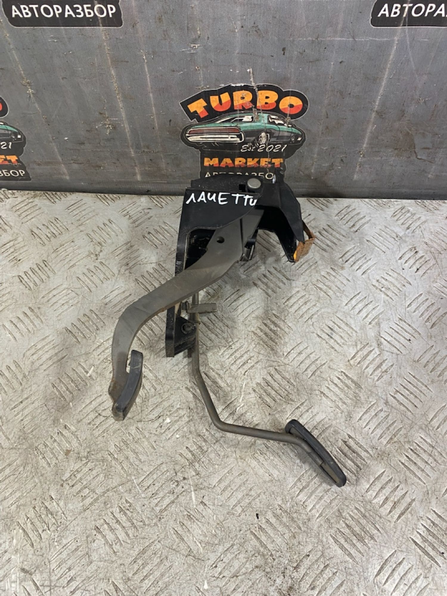https://ycs.partsauto.market/partsauto-images/thmbs/userImages/7493bedda53ffbba18042670cc6fed05/part/2211a185-8266-4957-9f0c-f416263f7a8b_1723205612201.jpg