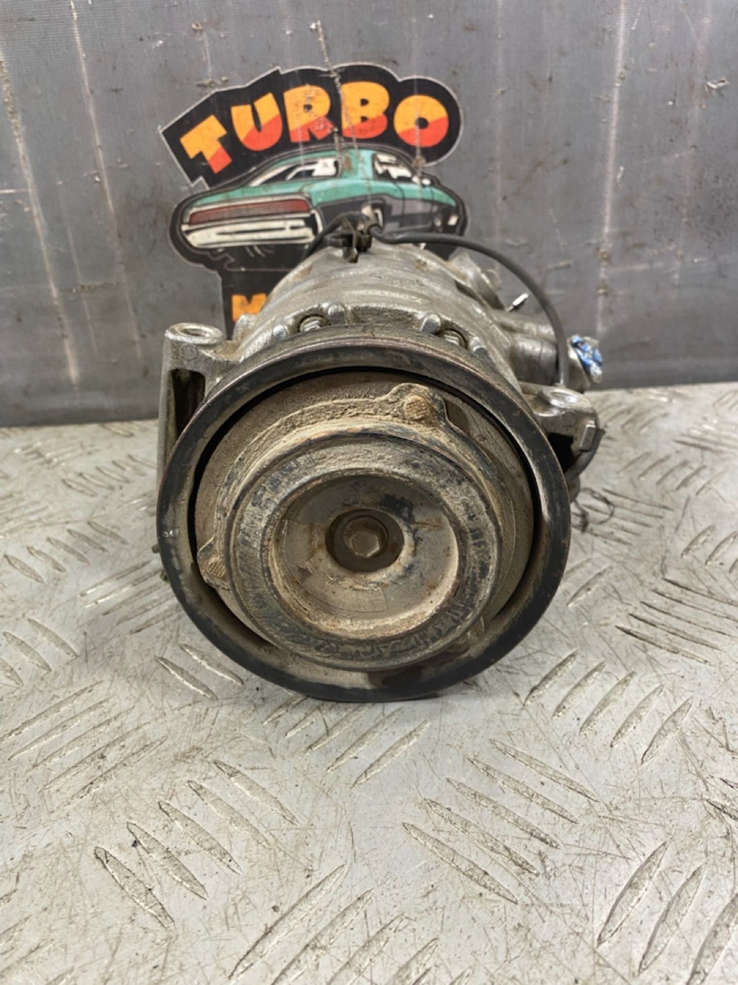 https://ycs.partsauto.market/partsauto-images/thmbs/userImages/7493bedda53ffbba18042670cc6fed05/part/226d77e8-a311-4632-ab6a-b3ca5504e3f8_1721415360760.jpg