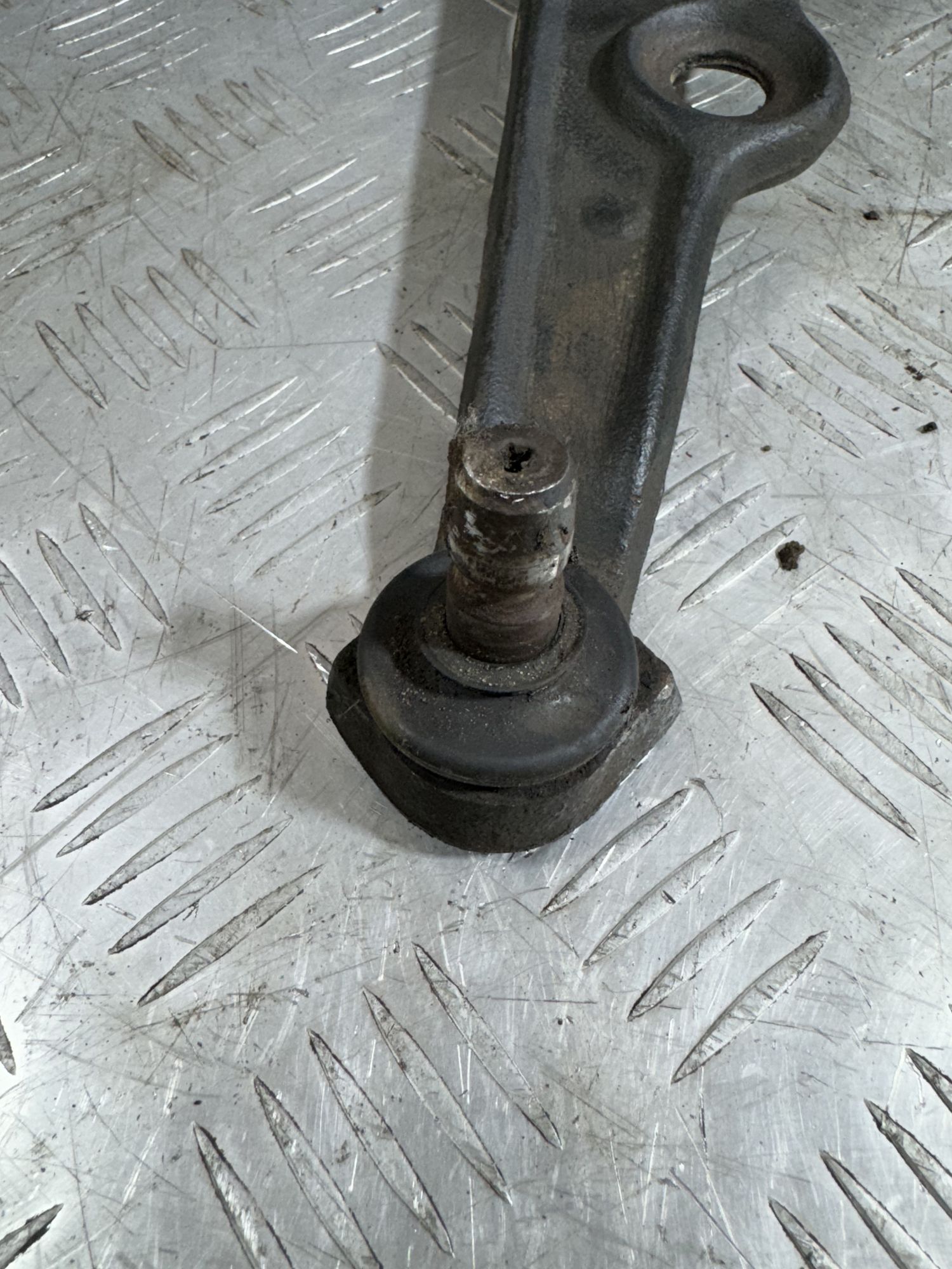 https://ycs.partsauto.market/partsauto-images/thmbs/userImages/7493bedda53ffbba18042670cc6fed05/part/22f4f08a-ed87-46ac-babb-cb3a82dac8e5_1718197527504.jpg