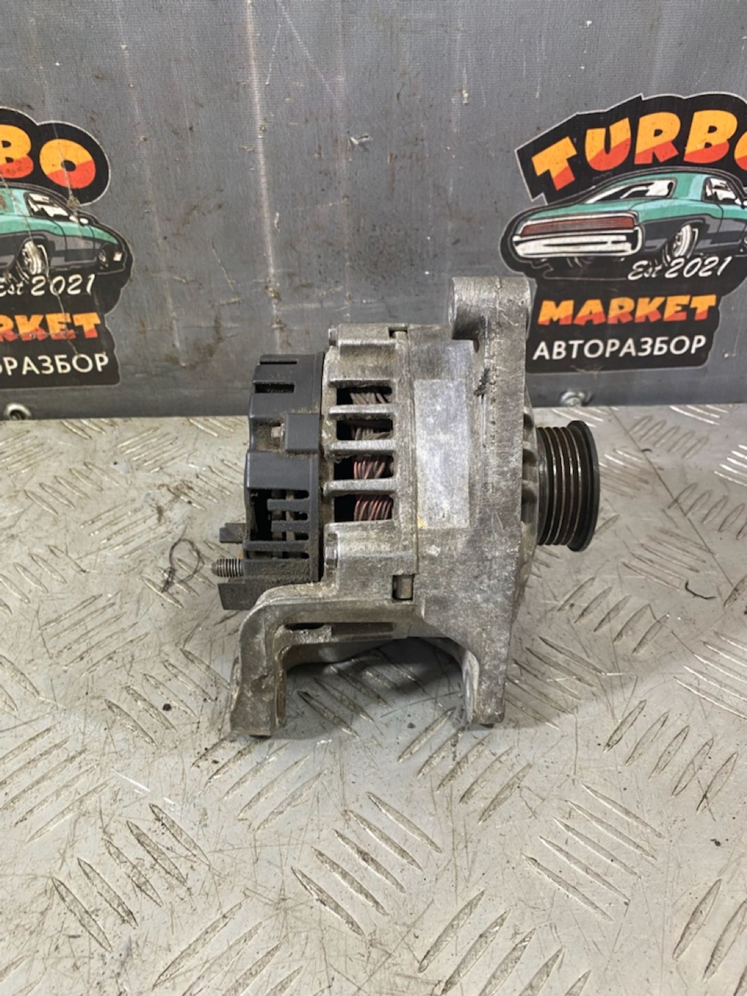 https://ycs.partsauto.market/partsauto-images/thmbs/userImages/7493bedda53ffbba18042670cc6fed05/part/257dddf0-8ef0-4586-a7a4-c83e94d91281_1721415551600.jpg