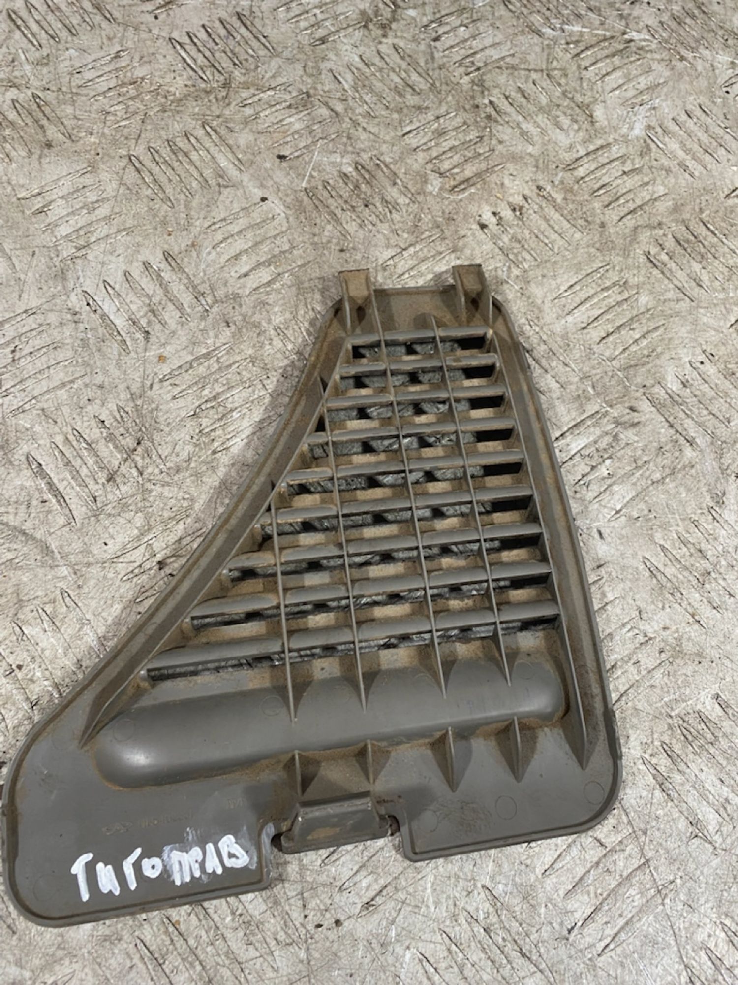https://ycs.partsauto.market/partsauto-images/thmbs/userImages/7493bedda53ffbba18042670cc6fed05/part/262e9265-6ccf-447b-be6a-eedaff124898_1725281184649.jpg