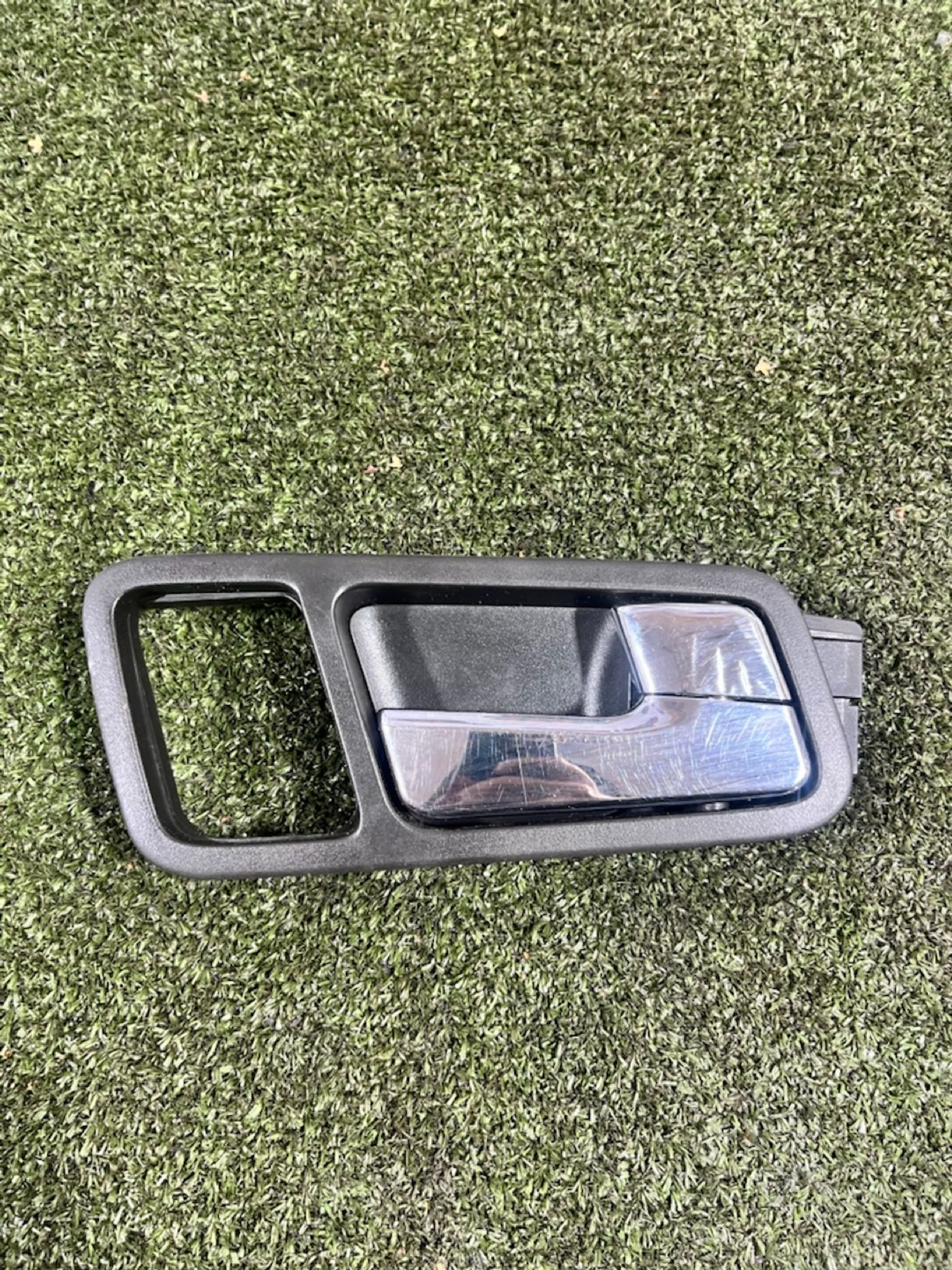 https://ycs.partsauto.market/partsauto-images/thmbs/userImages/7493bedda53ffbba18042670cc6fed05/part/287ceaae-73c6-4944-bdc3-710d48f16626_1731590143641.jpg