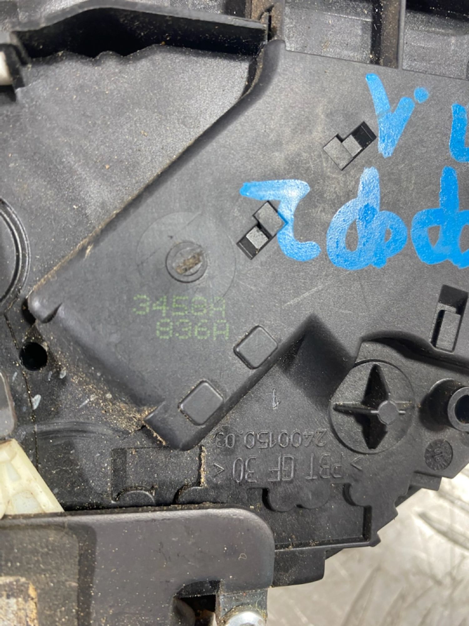 https://ycs.partsauto.market/partsauto-images/thmbs/userImages/7493bedda53ffbba18042670cc6fed05/part/29aba91e-9419-488d-8aa5-48c82a44832e_1721136248244.jpg