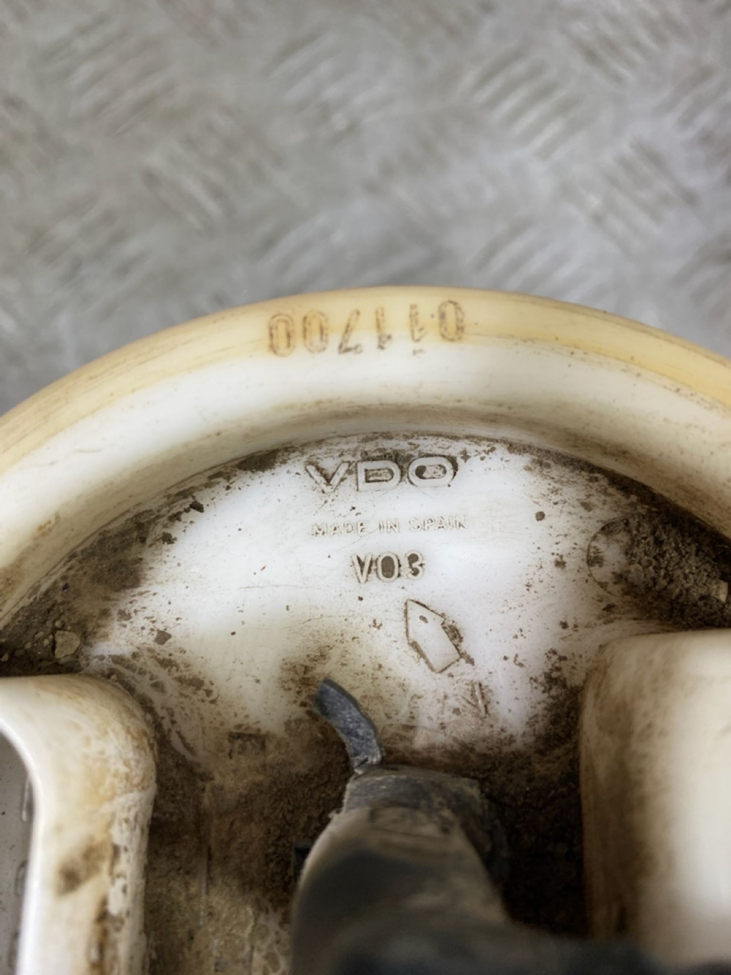 https://ycs.partsauto.market/partsauto-images/thmbs/userImages/7493bedda53ffbba18042670cc6fed05/part/2adbae4f-0b9e-4408-9672-a65bb4bbbca4_1725373195043.jpg