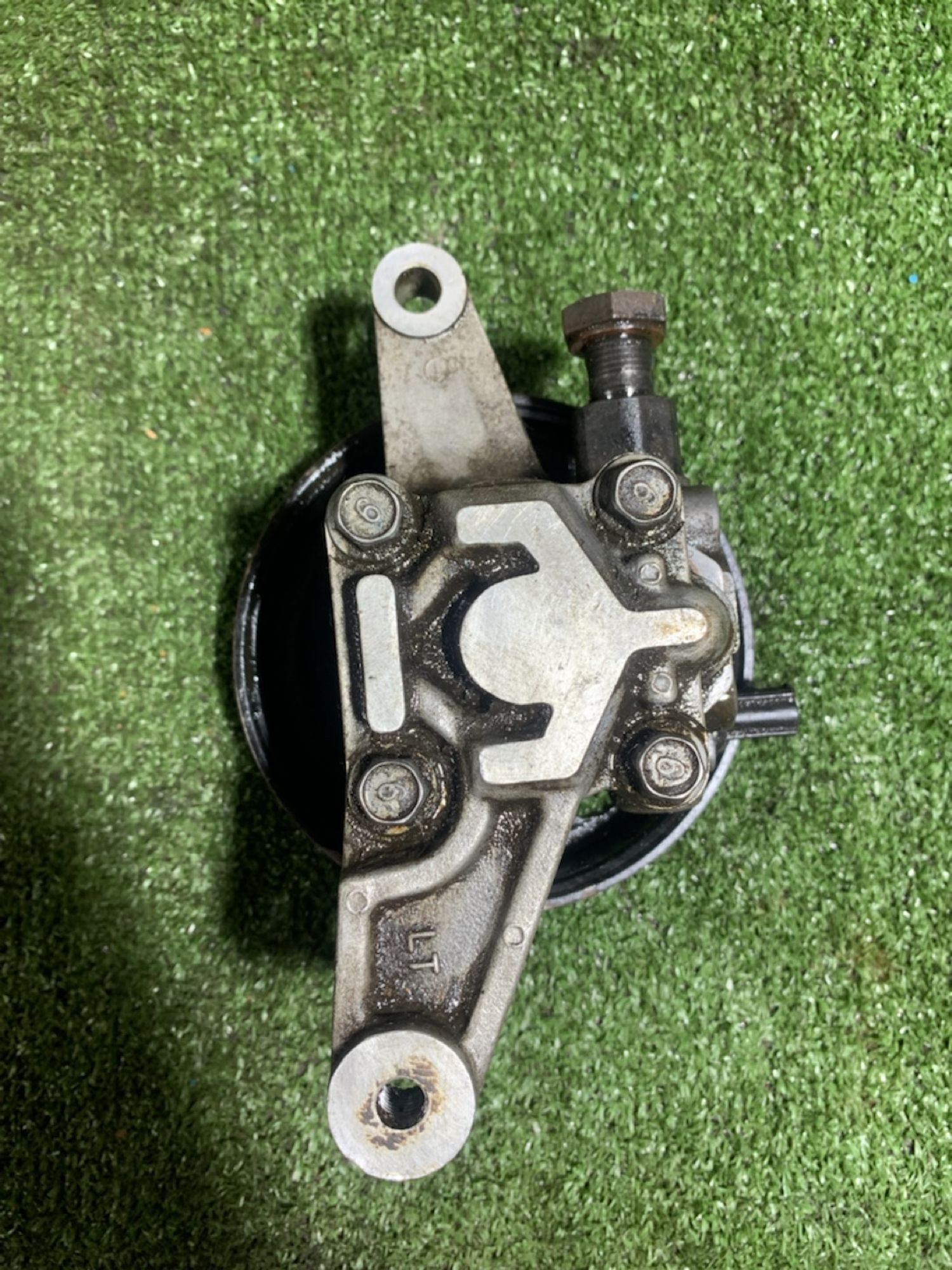 https://ycs.partsauto.market/partsauto-images/thmbs/userImages/7493bedda53ffbba18042670cc6fed05/part/2b01d444-20aa-40eb-b347-d010d2235e4c_1730660583841.jpg