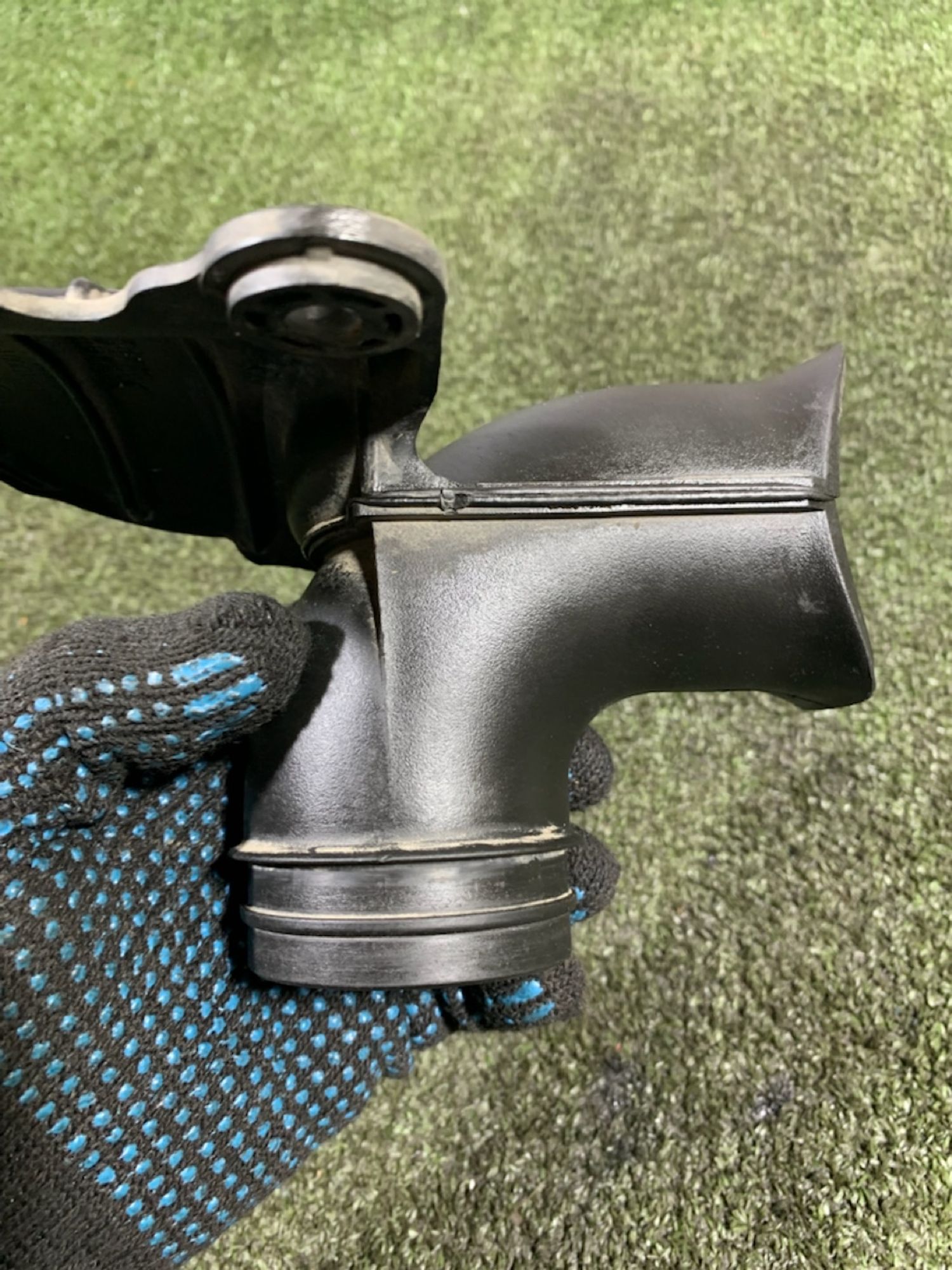 https://ycs.partsauto.market/partsauto-images/thmbs/userImages/7493bedda53ffbba18042670cc6fed05/part/2c828457-58ce-45b6-8c68-11f0918ebf4c_1740047439111.jpg